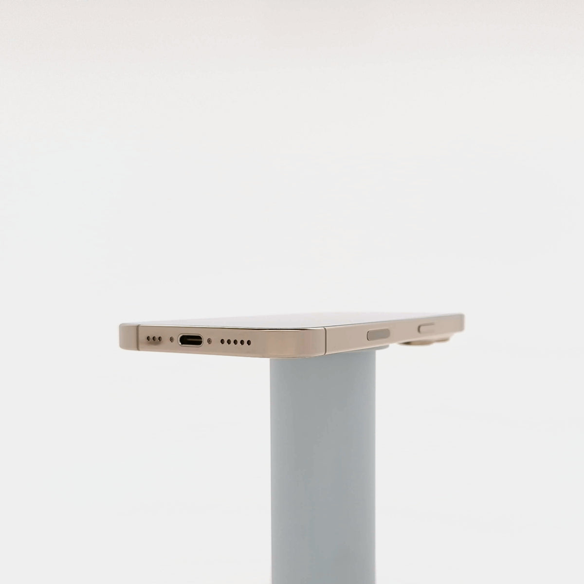 95新 Apple iPhone 16 Pro 128G 沙漠色鈦金屬 中國大陸版