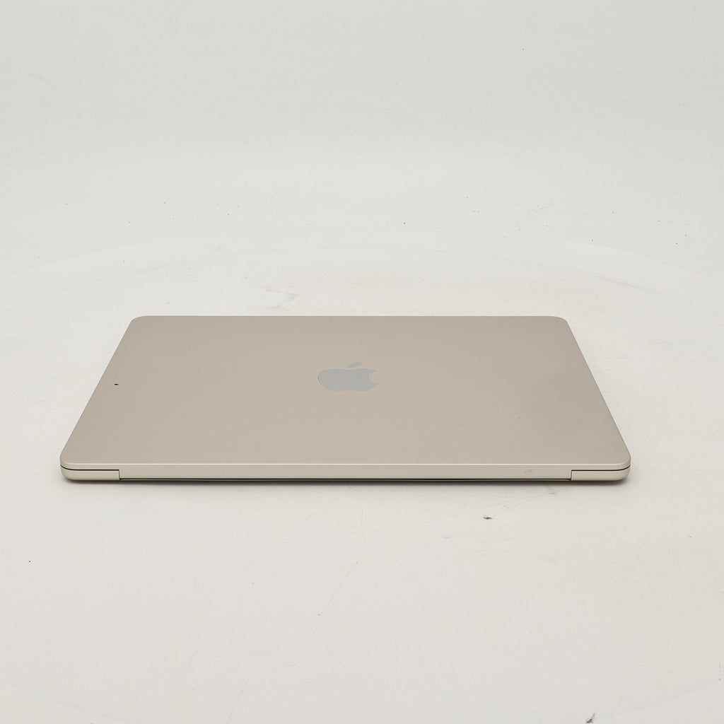 95新 Apple MacBook Air 22年 13寸 M2（8+8核） 8G RAM 256G SSD 星光色