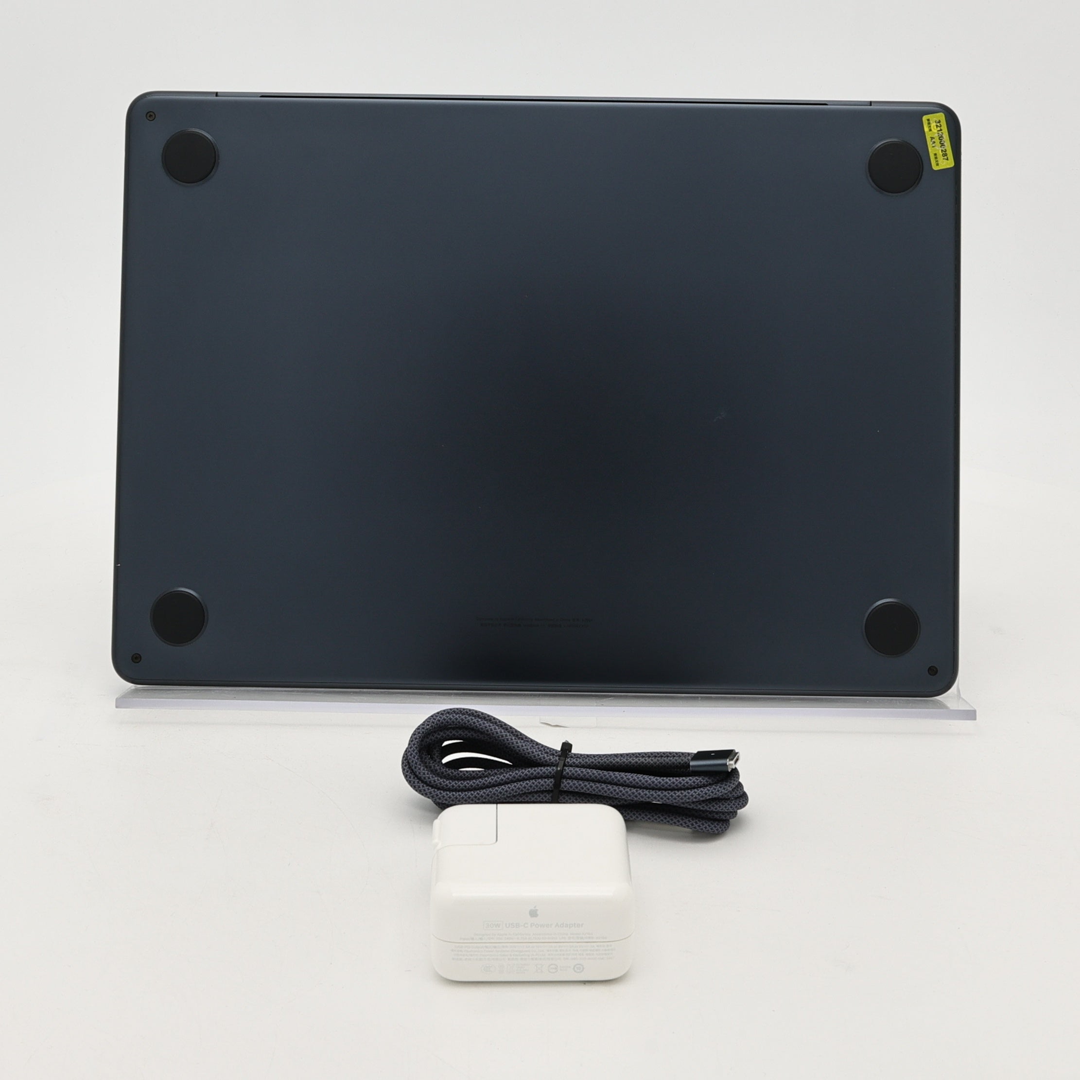 99新 Apple MacBook Air 22年 13寸 M2（8+8核） 8G RAM 256G SSD 午夜色