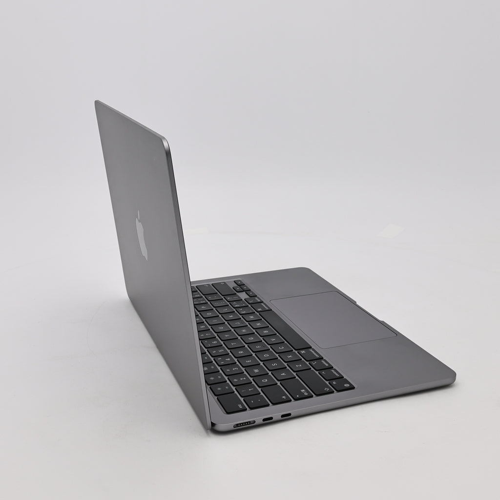 95新 Apple MacBook Air 22年 13寸 M2（8+8核） 16G RAM 256G SSD 深空灰色