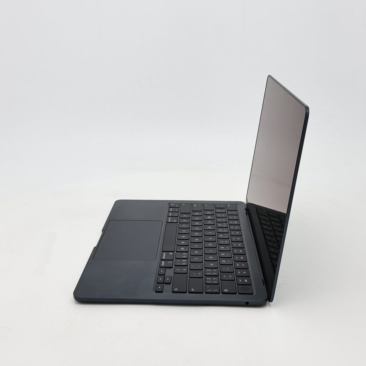 95新 Apple MacBook Air 22年 13寸 M2（8+10核） 8G RAM 512G SSD 午夜色