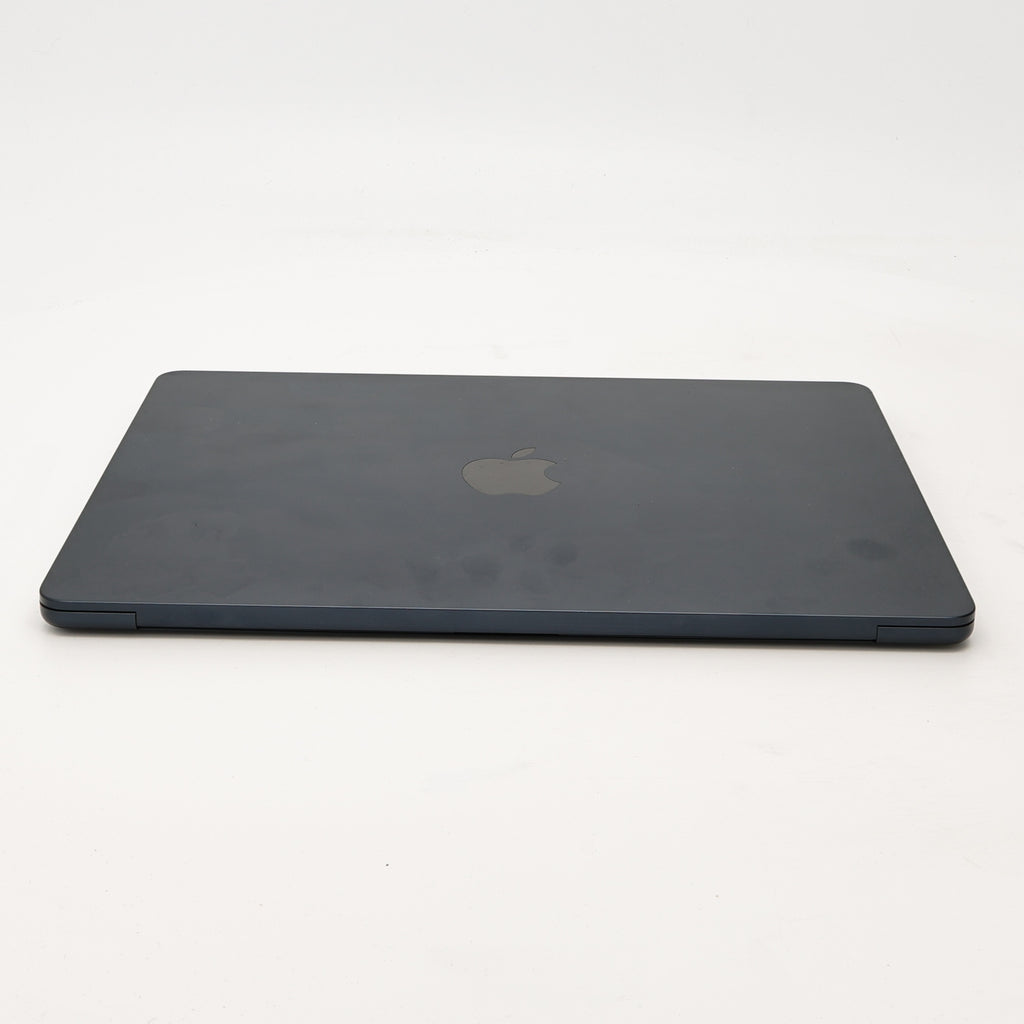 95新 Apple MacBook Air 22年 13寸 M2（8+8核） 8G RAM 256G SSD 午夜色