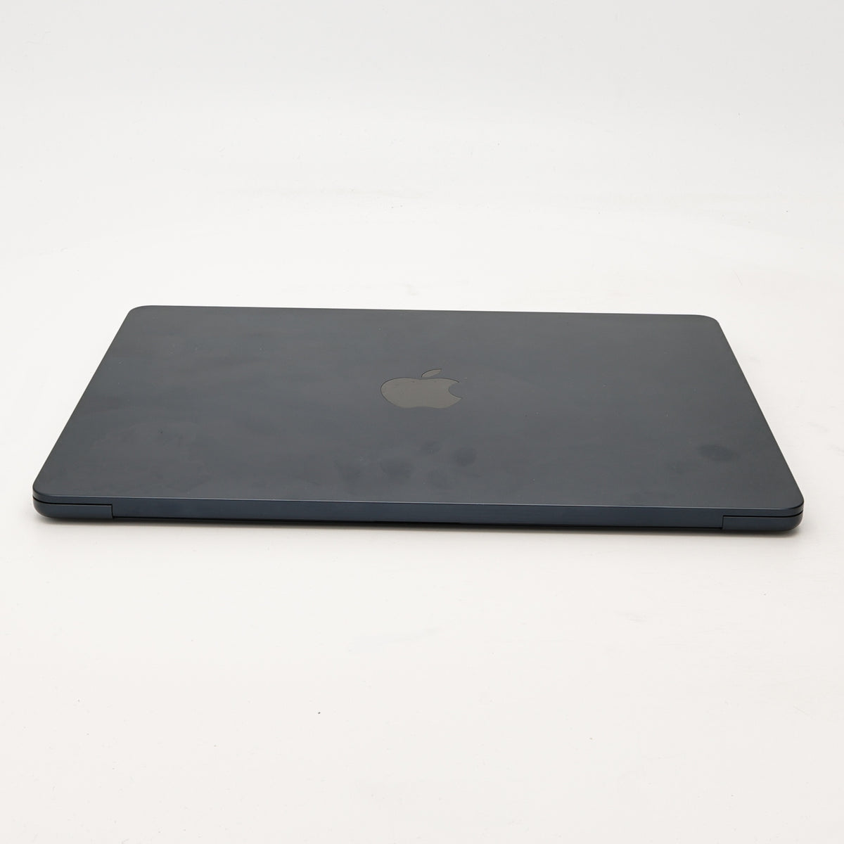 95新 Apple MacBook Air 22年 13寸 M2（8+8核） 8G RAM 256G SSD 午夜色