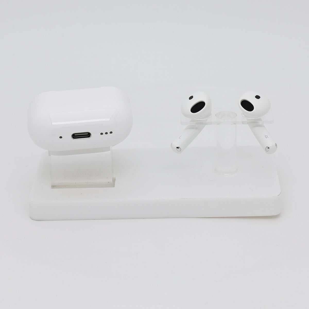 99新 Apple AirPods 4 (支持主動降噪) 白色