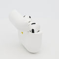 99新 Apple AirPods Pro 3 白色