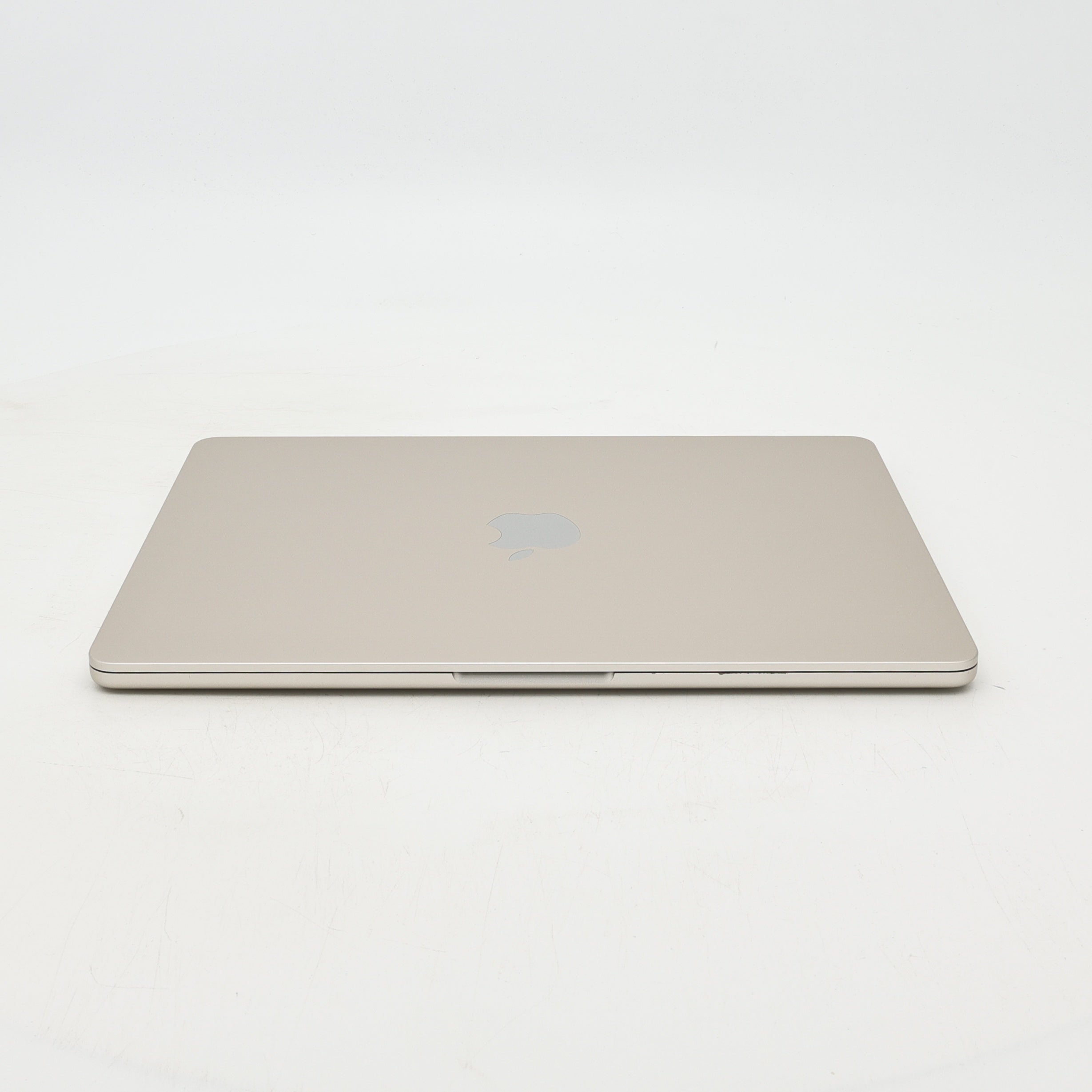 95新 Apple MacBook Air 22年 13寸 M2（8+10核） 8G RAM 512G SSD 星光色