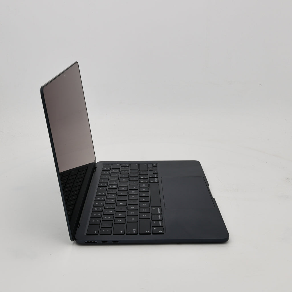 95新 Apple MacBook Air 22年 13寸 M2（8+10核） 8G RAM 512G SSD 午夜色