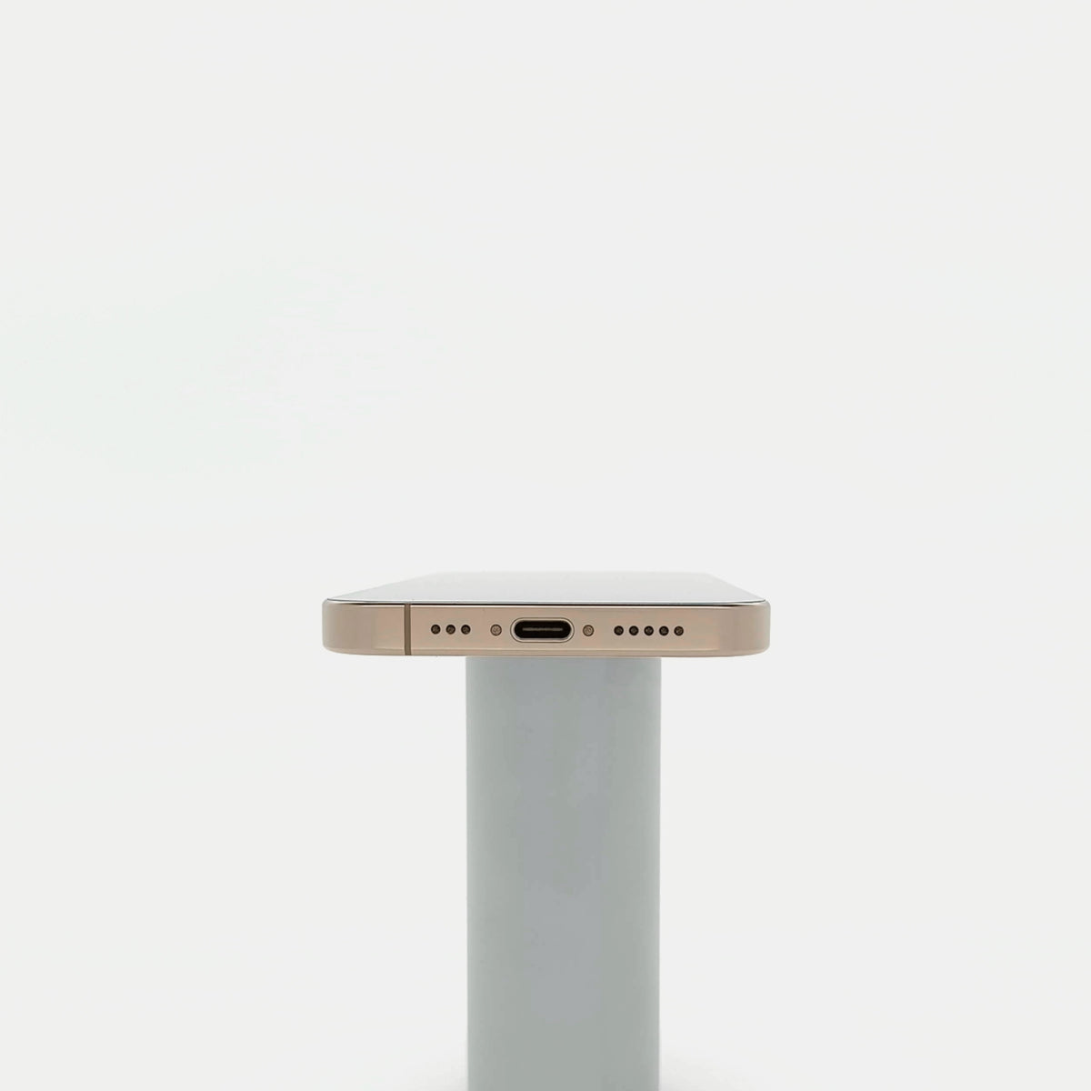 95新 Apple iPhone 16 Pro 128G 沙漠色鈦金屬 中國大陸版