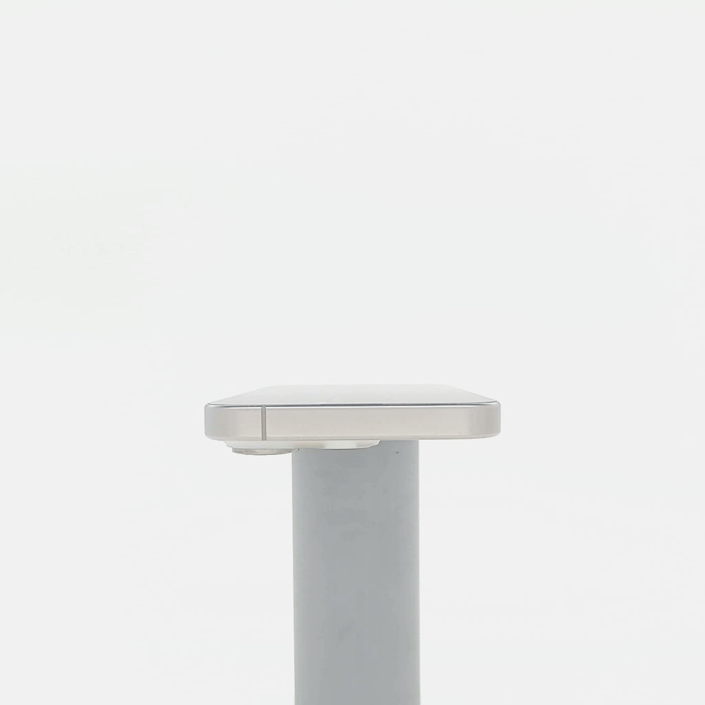 95新 Apple iPhone 15 Pro 256G 白色鈦金屬 中國大陸版