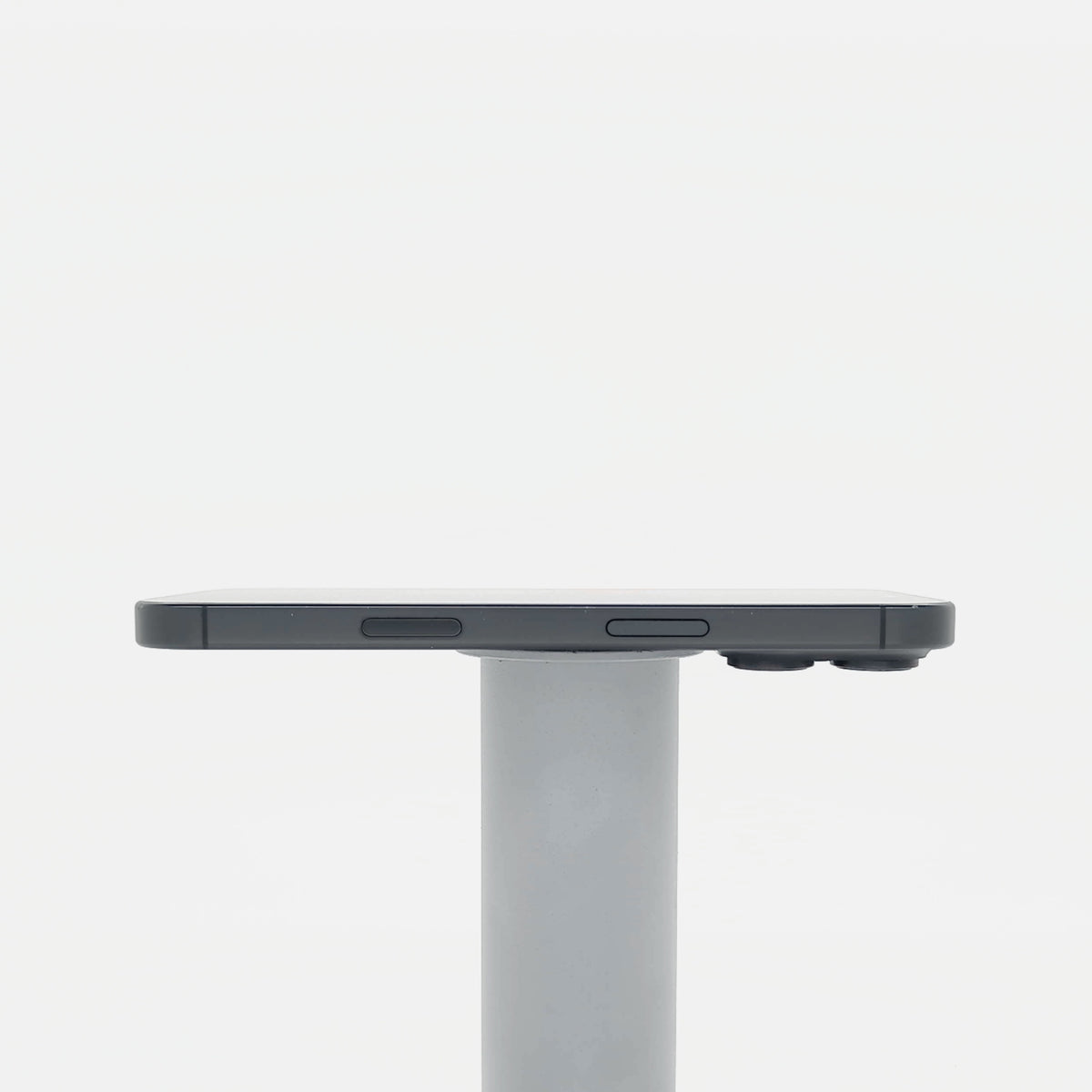 95新 Apple iPhone 16 Pro 128G 黑色鈦金屬 中國大陸版