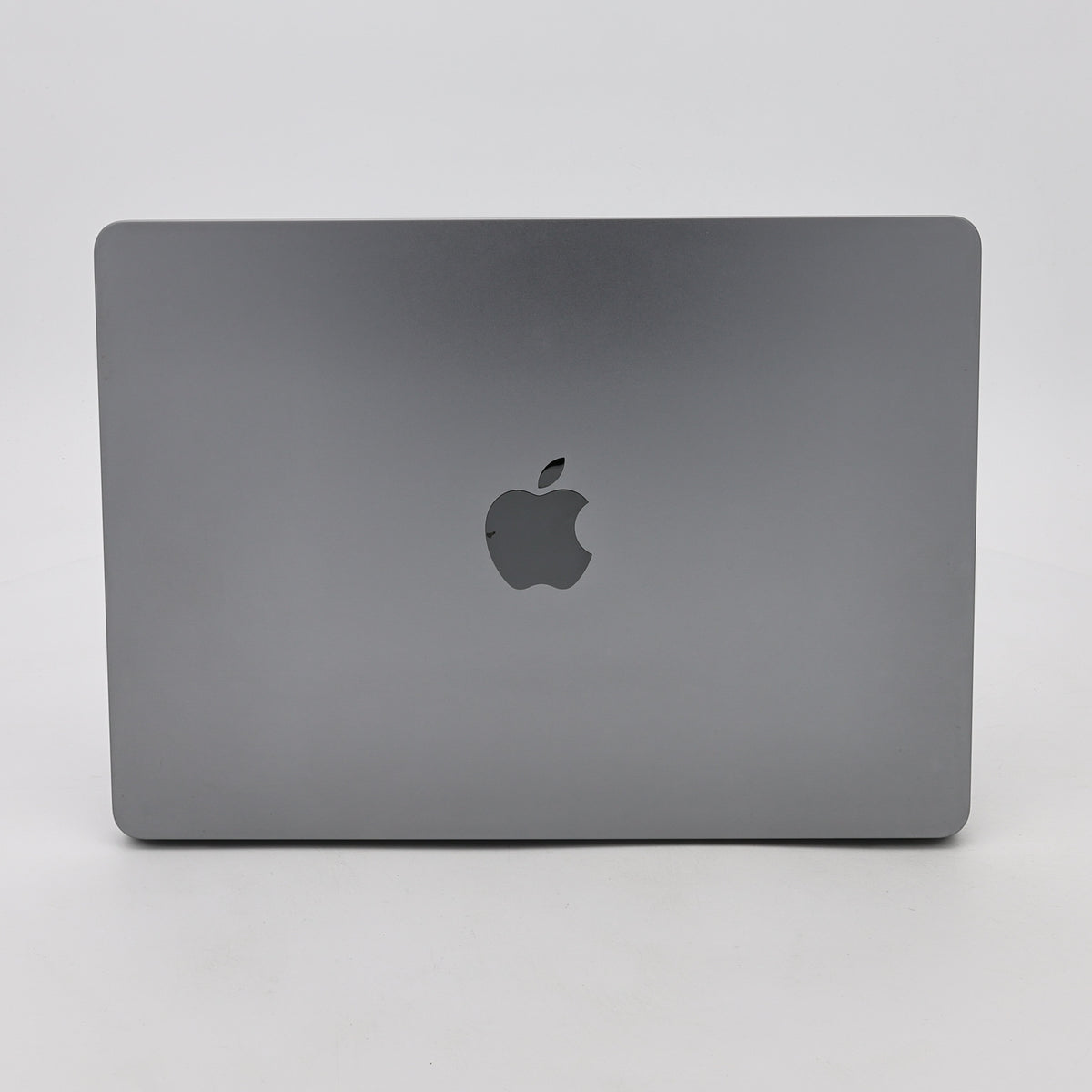 99新 Apple MacBook Air 22年 13寸 M2（8+8核） 8G RAM 256G SSD 深空灰色