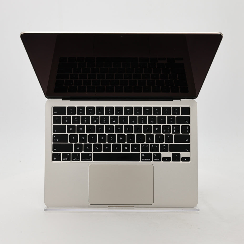 95新 Apple MacBook Air 22年 13寸 M2（8+8核） 16G RAM 256G SSD 星光色