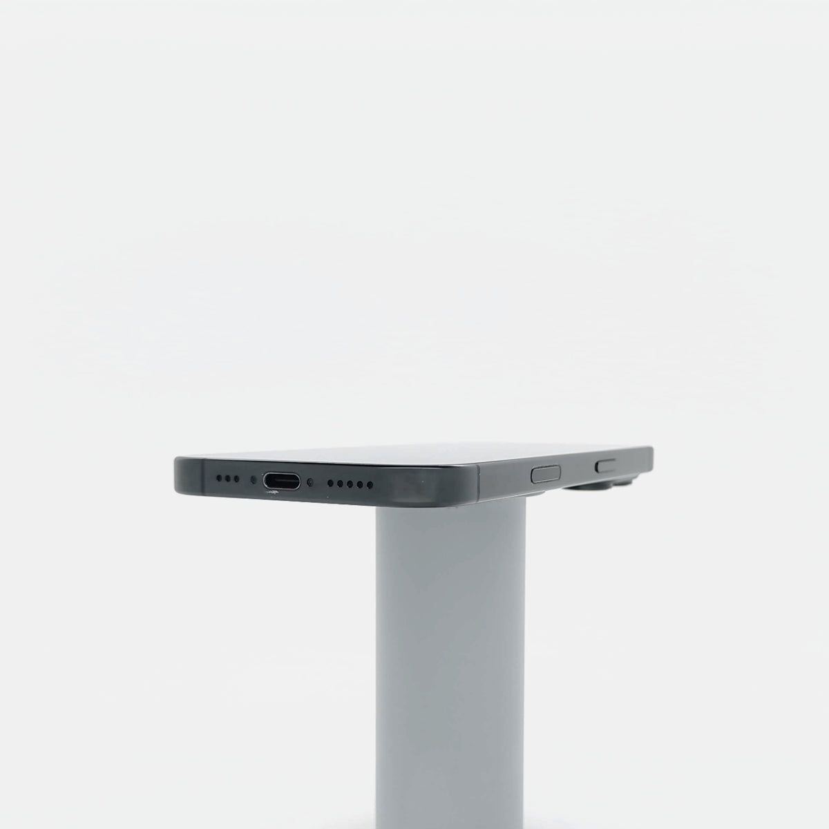 95新 Apple iPhone 16 Pro 128G 黑色鈦金屬 中國大陸版