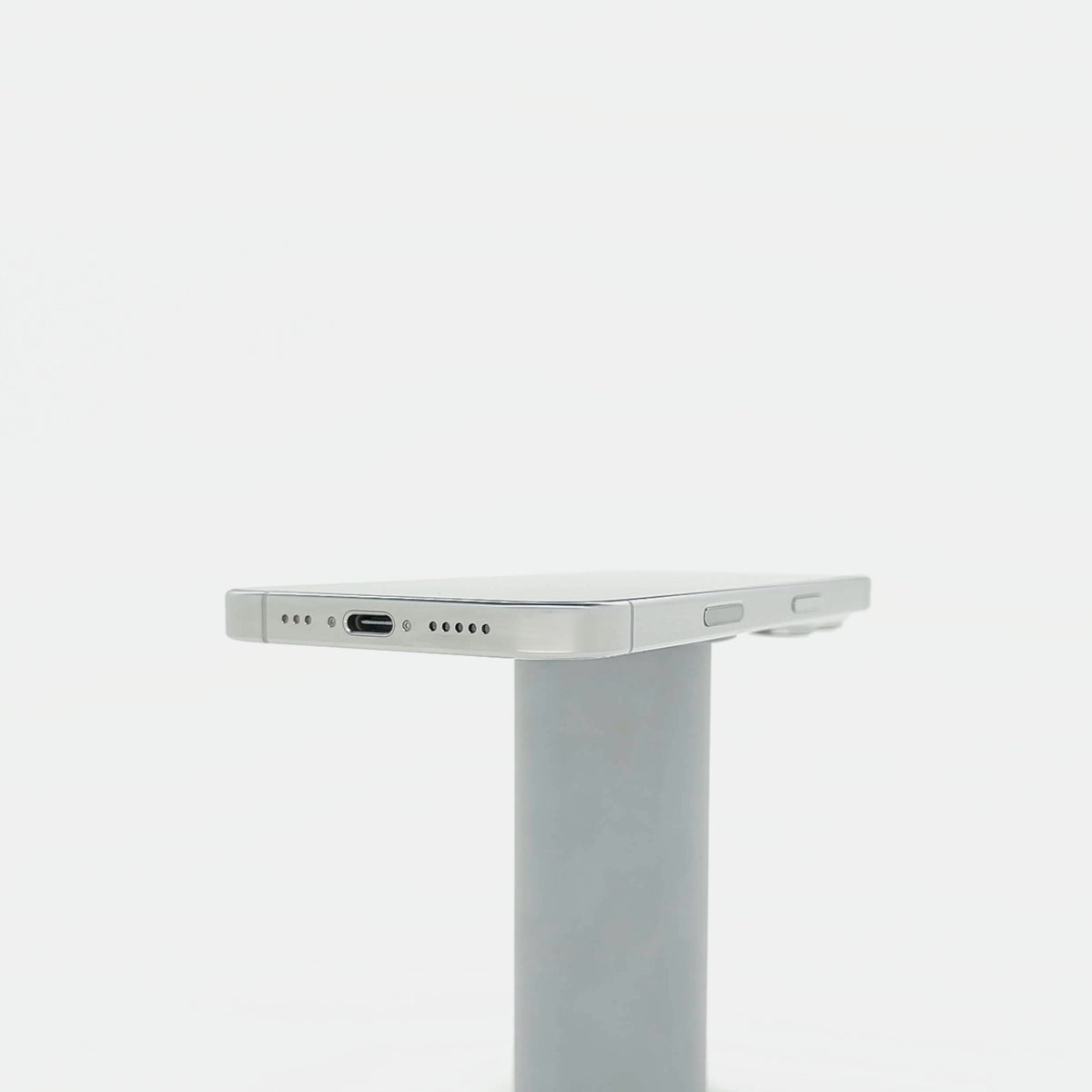 95新 Apple iPhone 16 Pro 128G 白色鈦金屬 中國大陸版