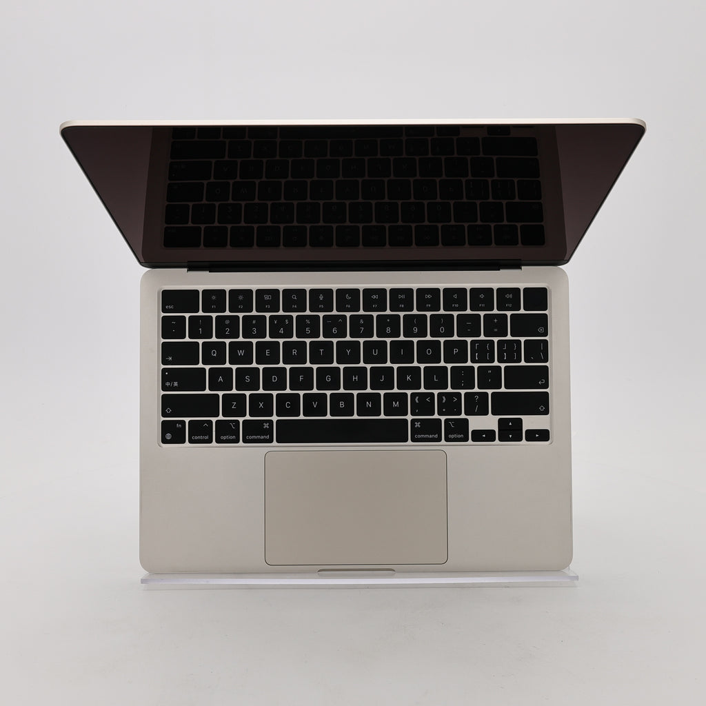 95新 Apple MacBook Air 22年 13寸 M2（8+8核） 8G RAM 256G SSD 星光色