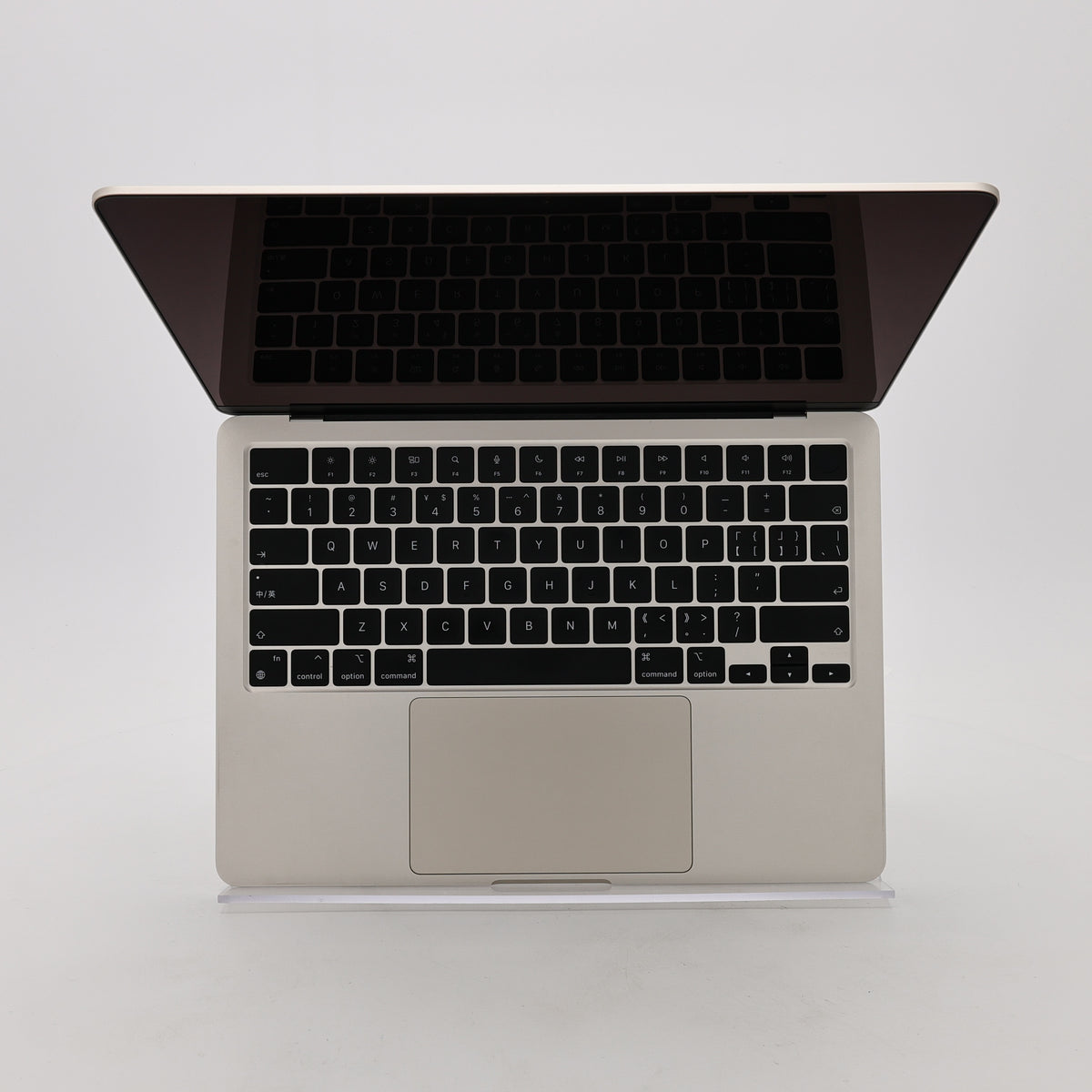 95新 Apple MacBook Air 22年 13寸 M2（8+8核） 8G RAM 256G SSD 星光色