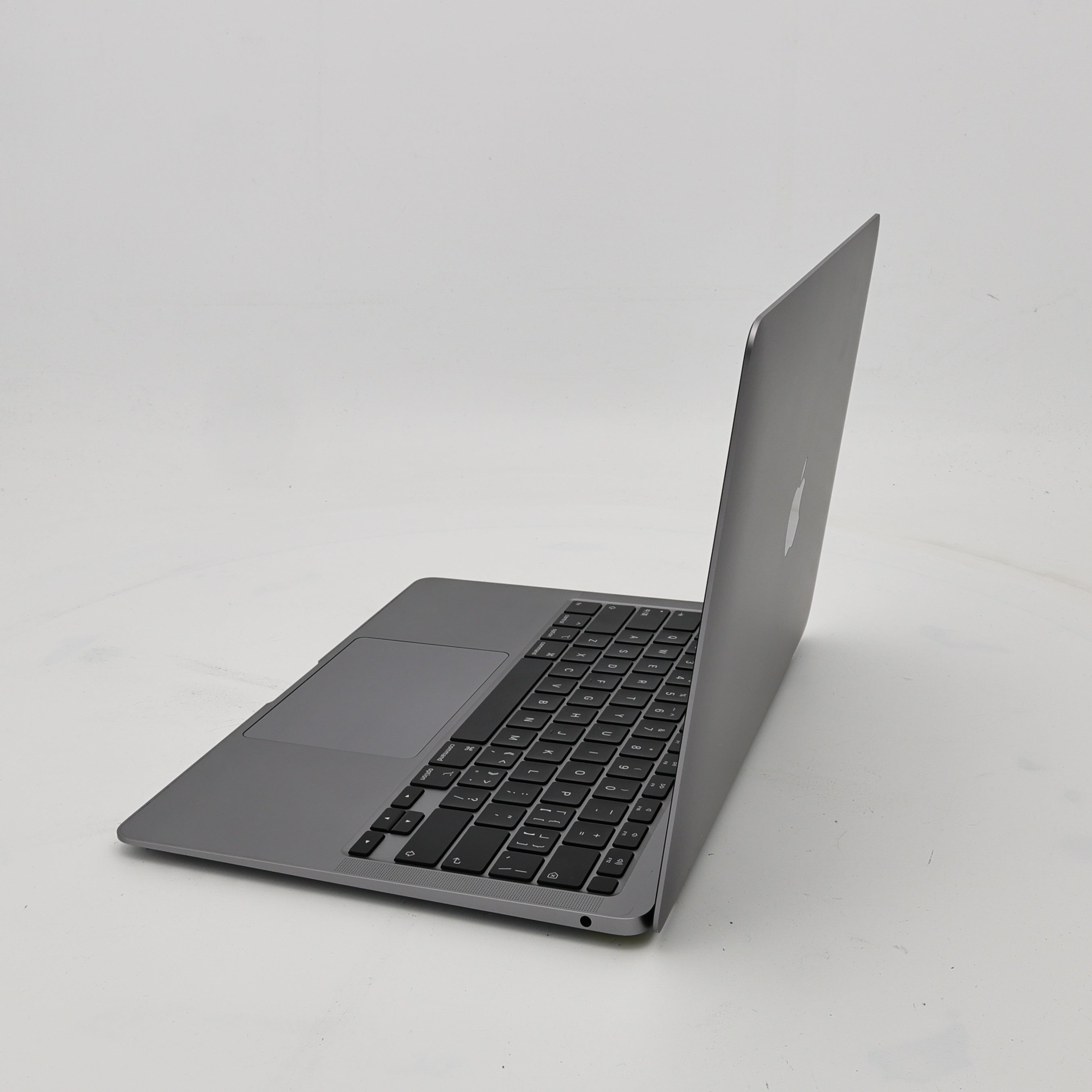 95新 Apple MacBook Air 20年 13寸 i5 1.1G 8G RAM 256G SSD 深空灰色
