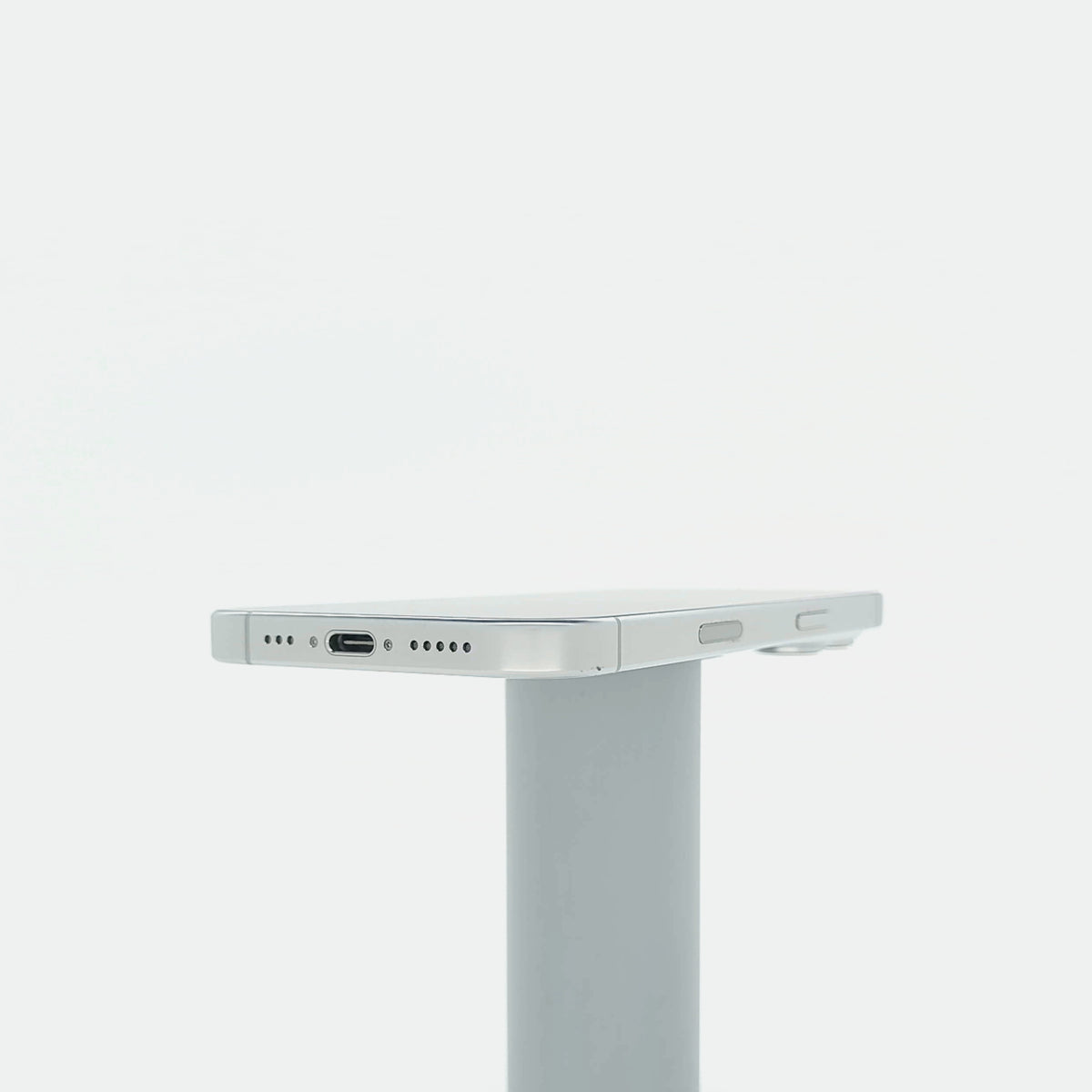 95新 Apple iPhone 16 Pro 128G 白色鈦金屬 中國大陸版
