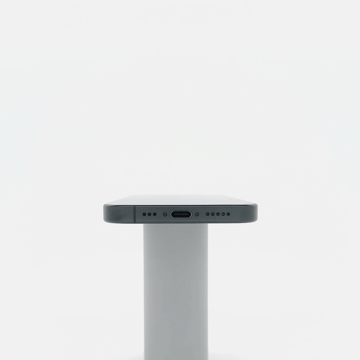 95新 Apple iPhone 16 Pro 128G 黑色鈦金屬 中國大陸版