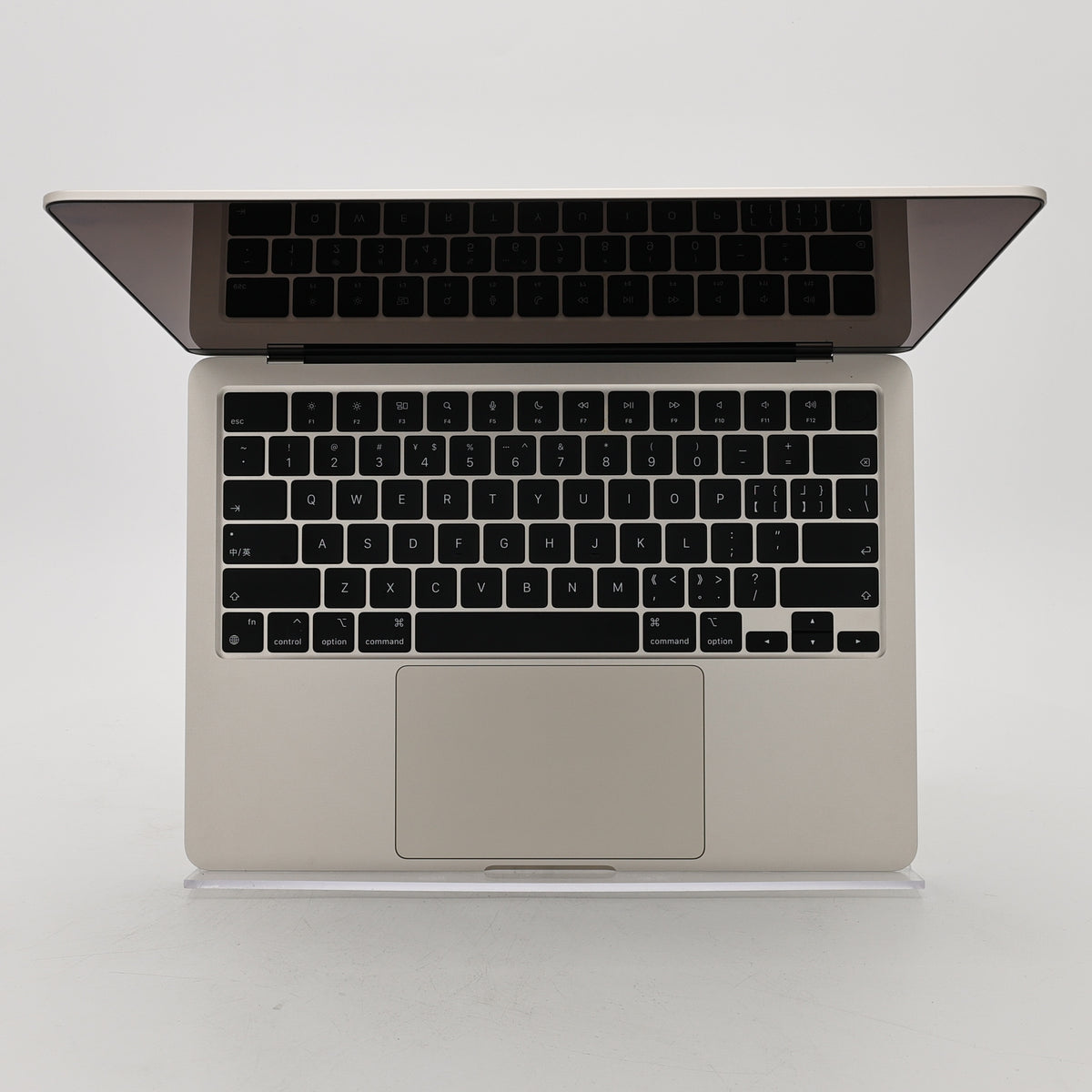 95新 Apple MacBook Air 22年 13寸 M2（8+8核） 8G RAM 256G SSD 星光色