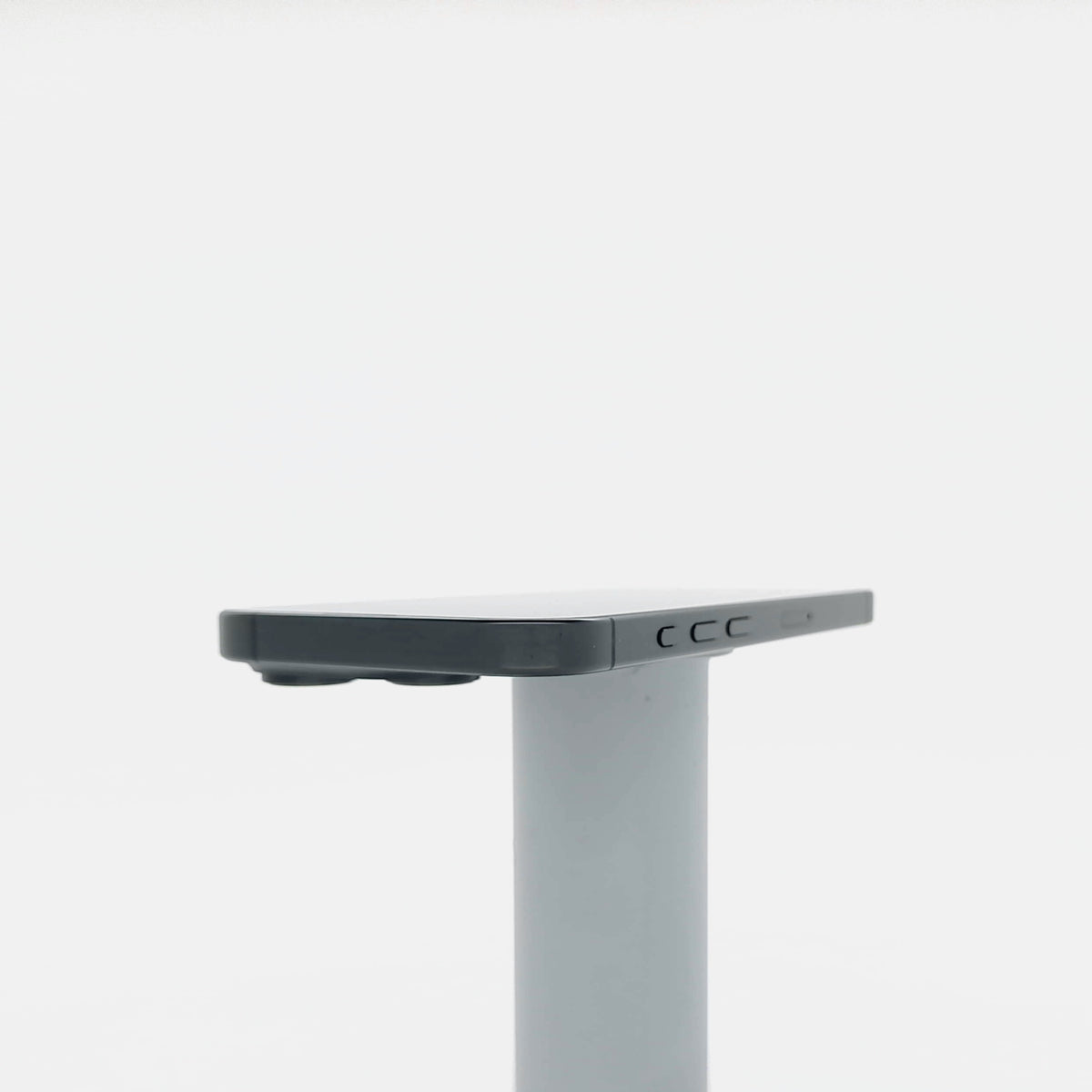 95新 Apple iPhone 16 Pro 128G 黑色鈦金屬 中國大陸版