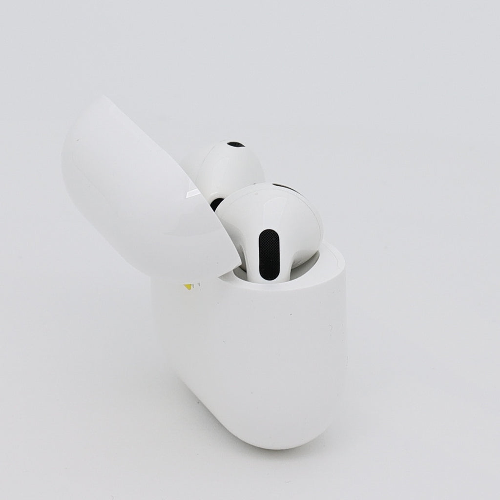 99新 Apple AirPods 4 (不支持主动降噪) 白色