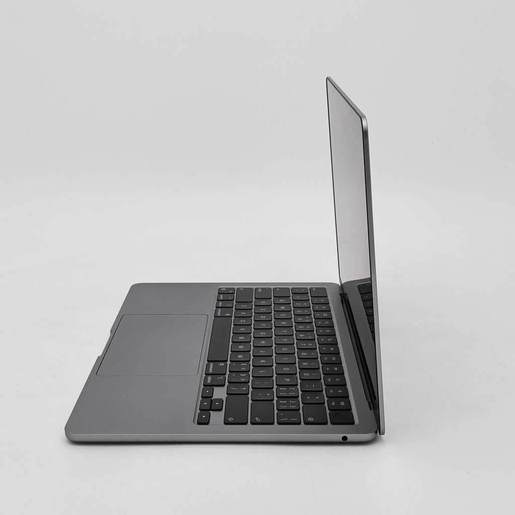 99新 Apple MacBook Air 22年 13寸 M2（8+8核） 8G RAM 256G SSD 深空灰色