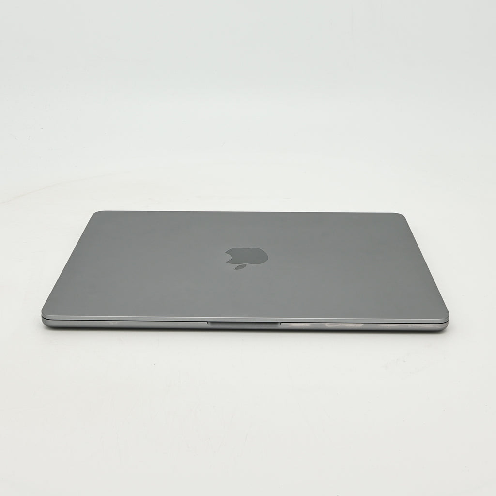 99新 Apple MacBook Air 22年 13寸 M2（8+8核） 8G RAM 256G SSD 深空灰色