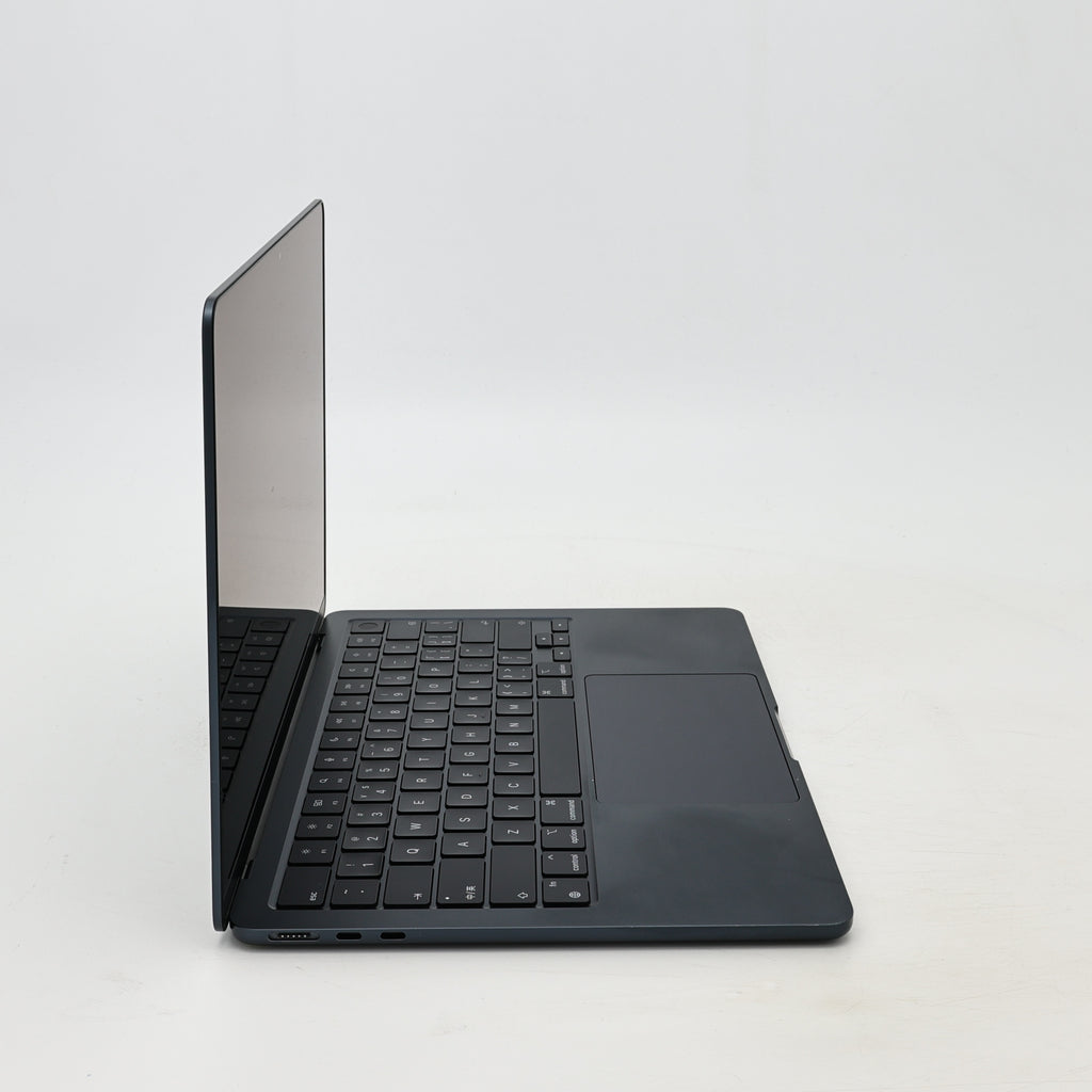 95新 Apple MacBook Air 24年 13寸 M3（8+8核） 8G RAM 256G SSD 午夜色