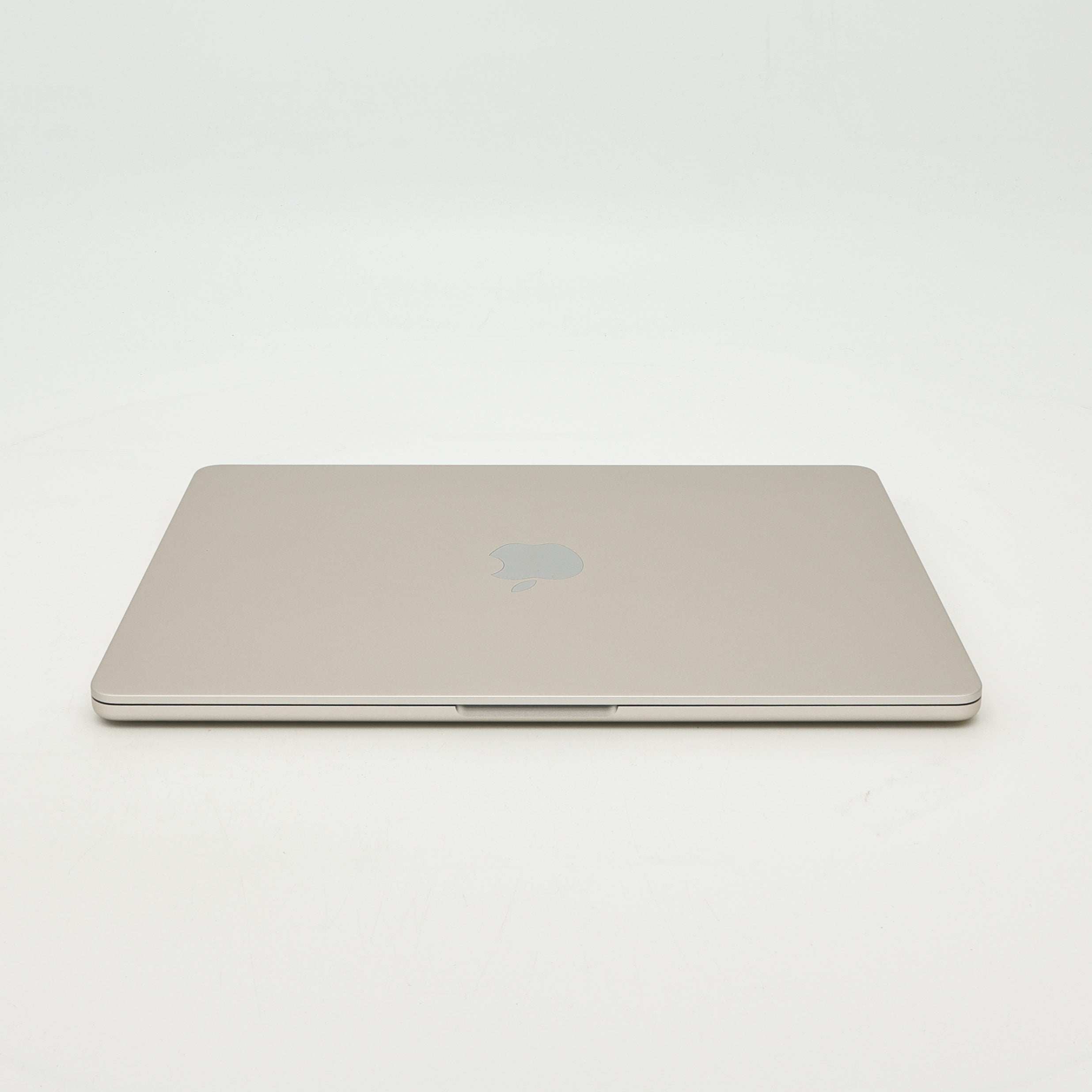 95新 Apple MacBook Air 24年 13寸 M3（8+8核） 8G RAM 256G SSD 星光色