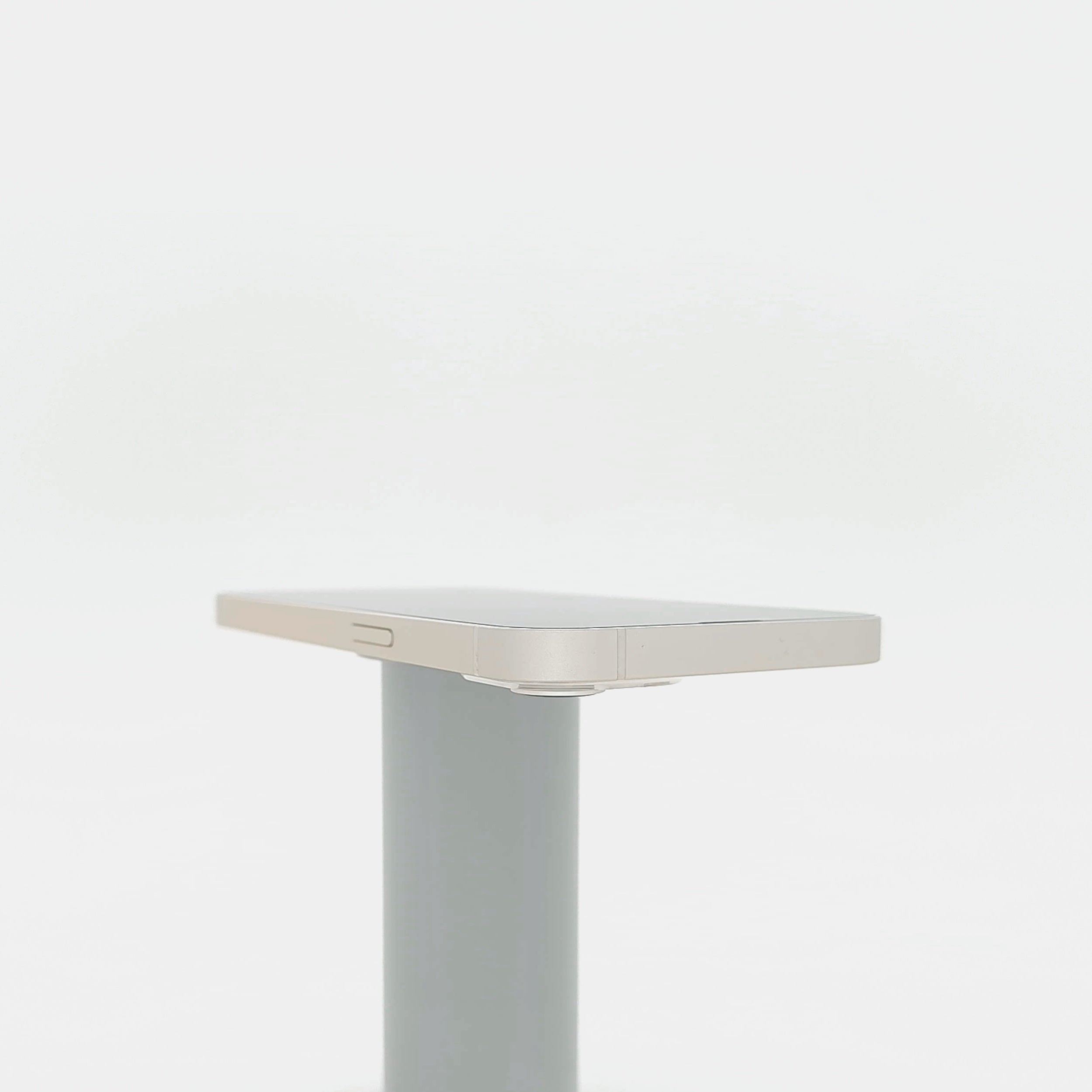 95新 Apple iPhone 13 128G 星光色 中國大陸版