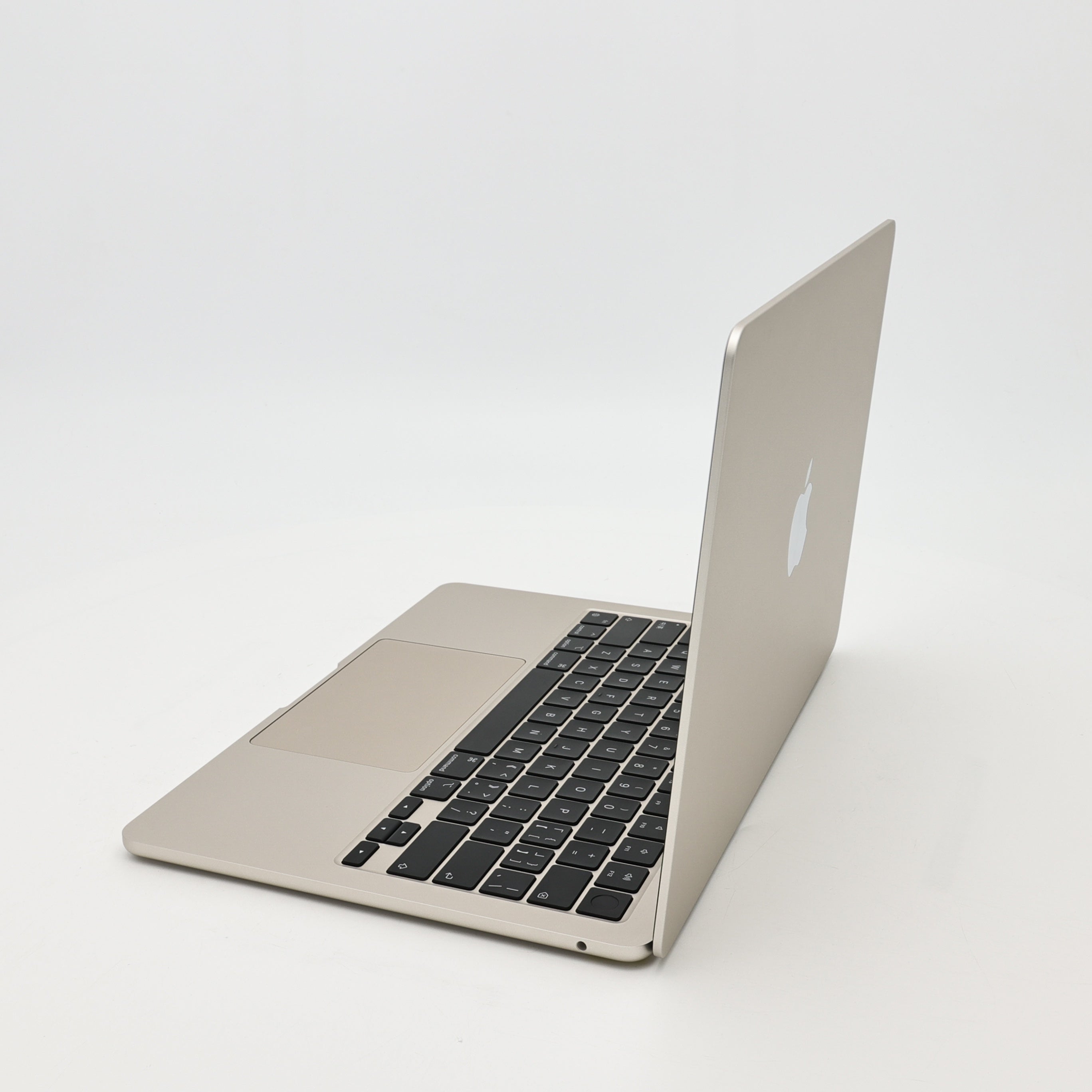 99新 Apple MacBook Air 22年 13寸 M2（8+8核） 16G RAM 256G SSD 星光色