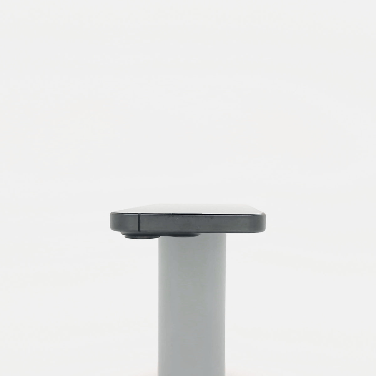 95新 Apple iPhone 15 Pro 128G 黑色鈦金屬 中國大陸版