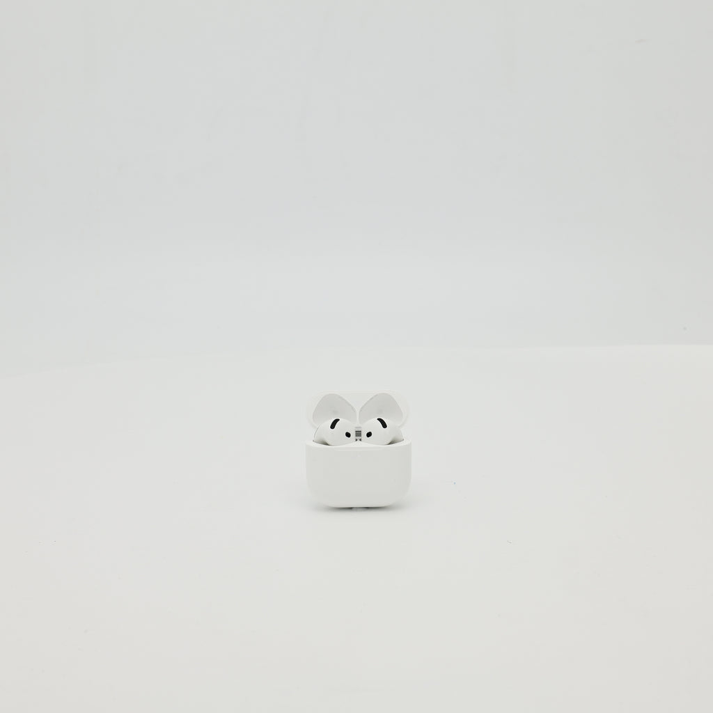 99新 Apple AirPods 4 (不支持主动降噪) 白色