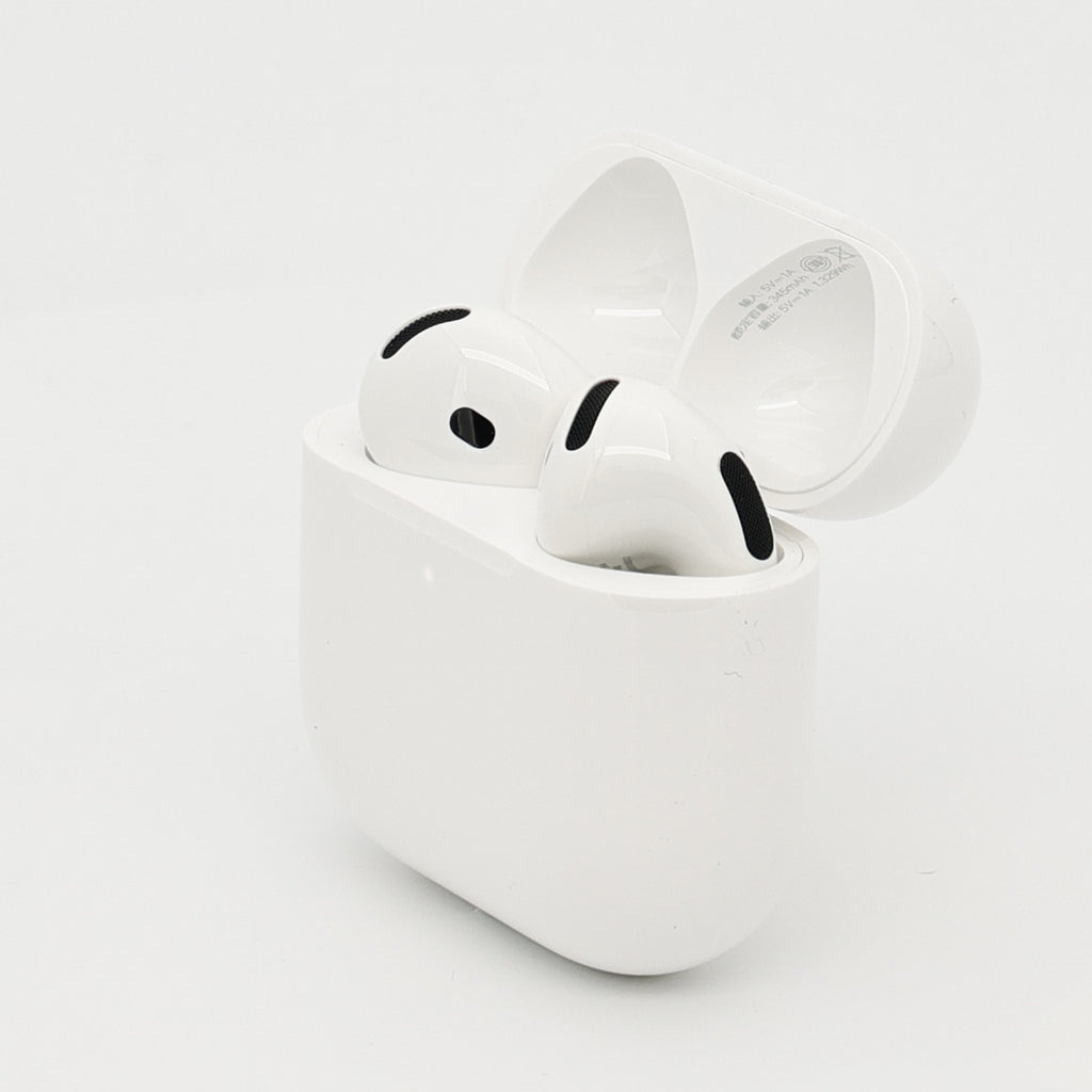 99新 Apple AirPods 4 (不支持主動降噪) 白色