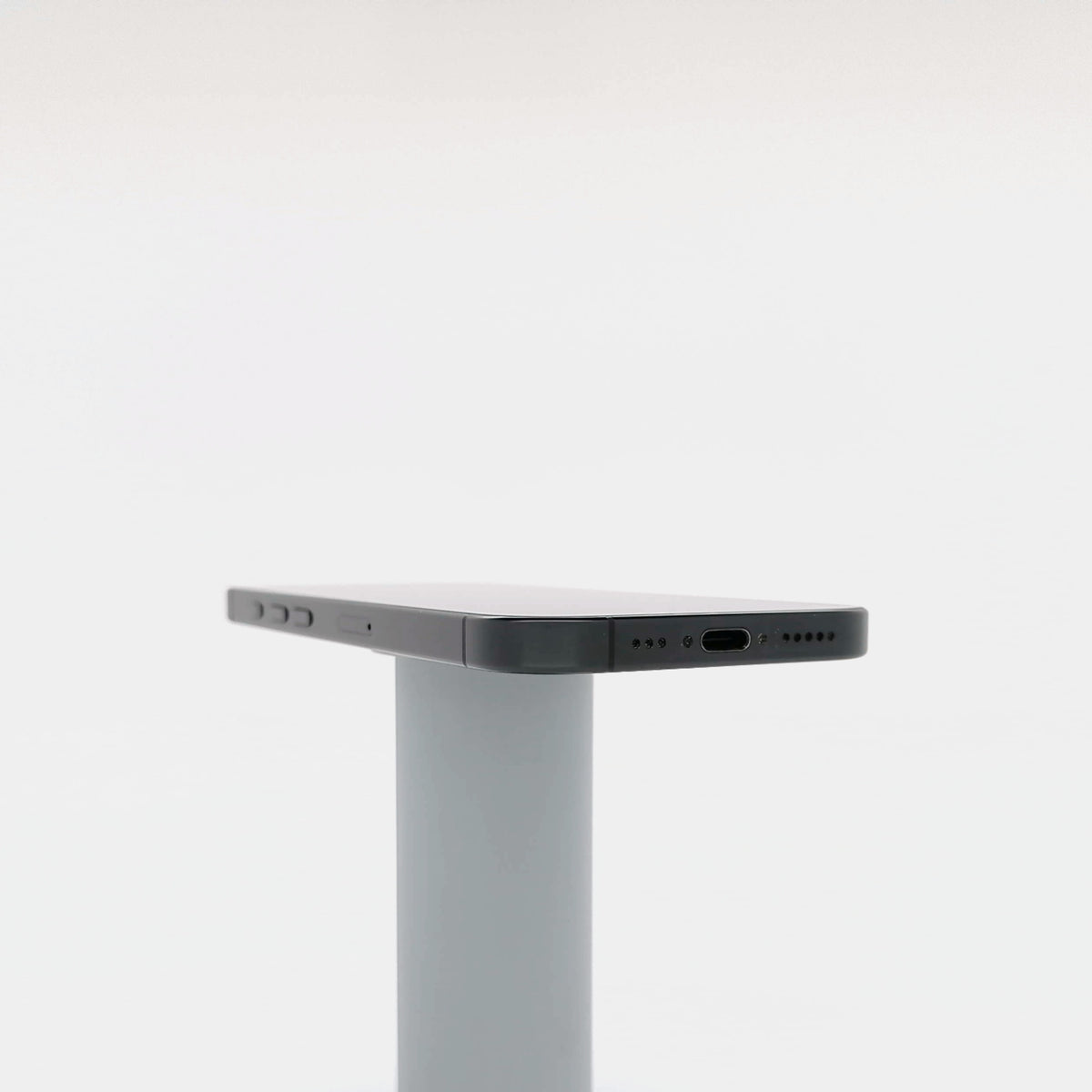 95新 Apple iPhone 16 Pro 128G 黑色鈦金屬 中國大陸版