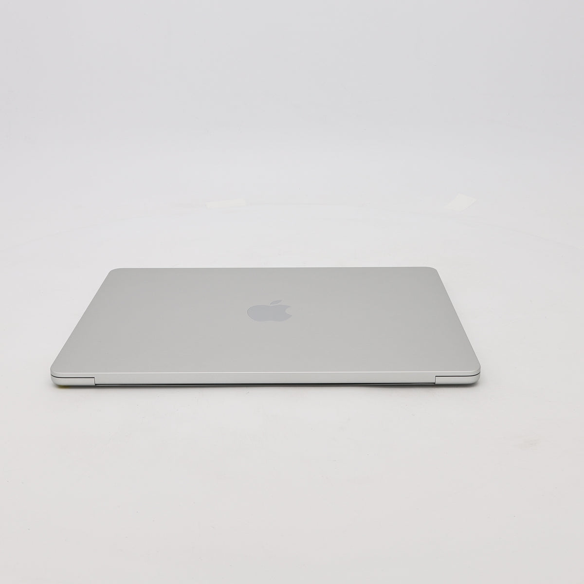 95新 Apple MacBook Air 22年 13寸 M2（8+8核） 8G RAM 512G SSD 銀色