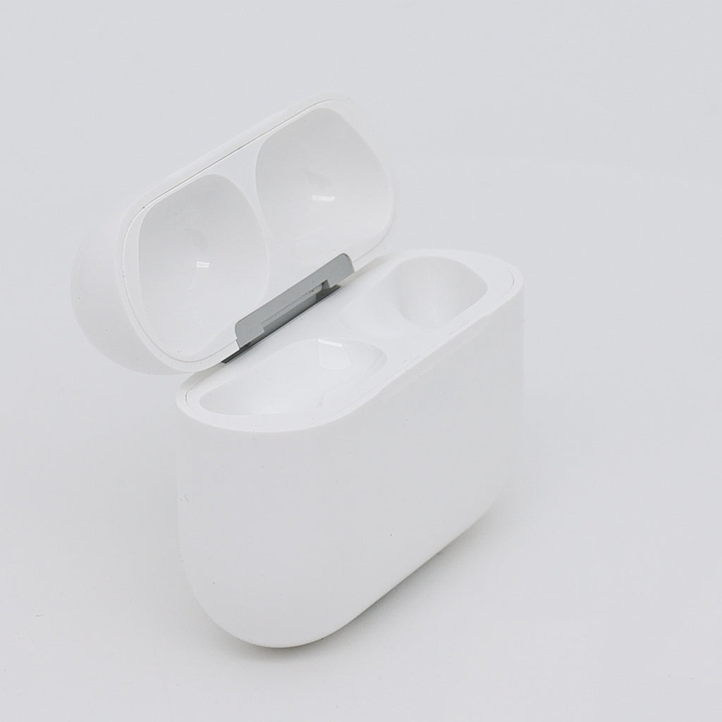 99新 Apple AirPods Pro 3 充电仓 白色