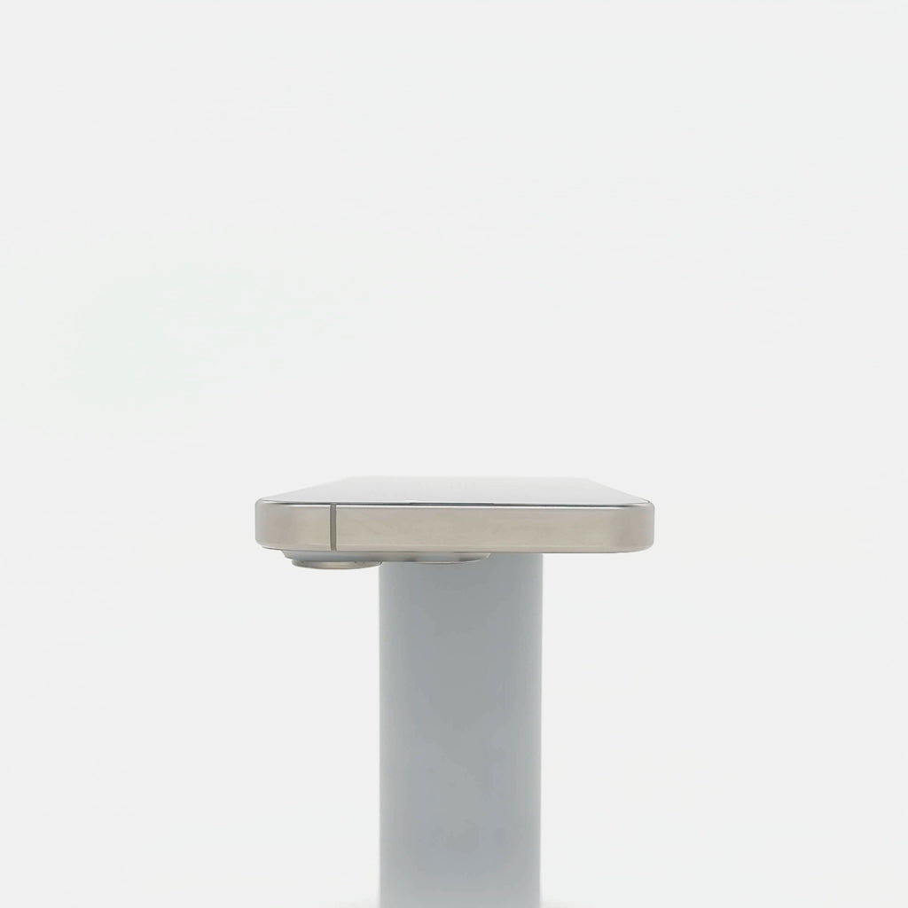 95新 Apple iPhone 15 Pro 128G 原色鈦金屬 中國大陸版