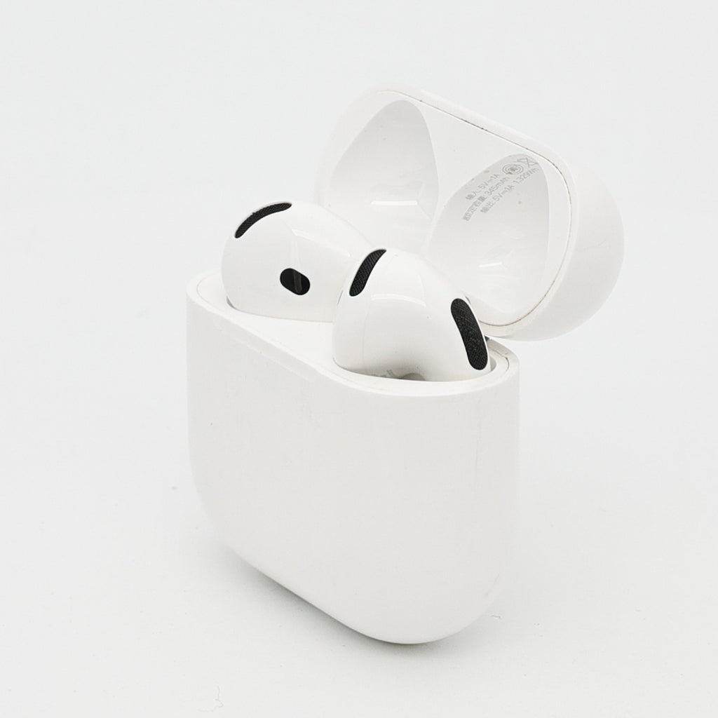 99新 Apple AirPods 4 (不支持主動降噪) 白色