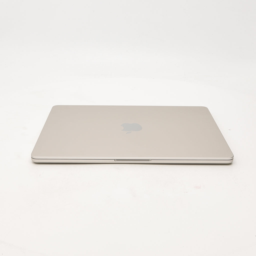 99新 Apple MacBook Air 22年 13寸 M2（8+8核） 8G RAM 256G SSD 星光色