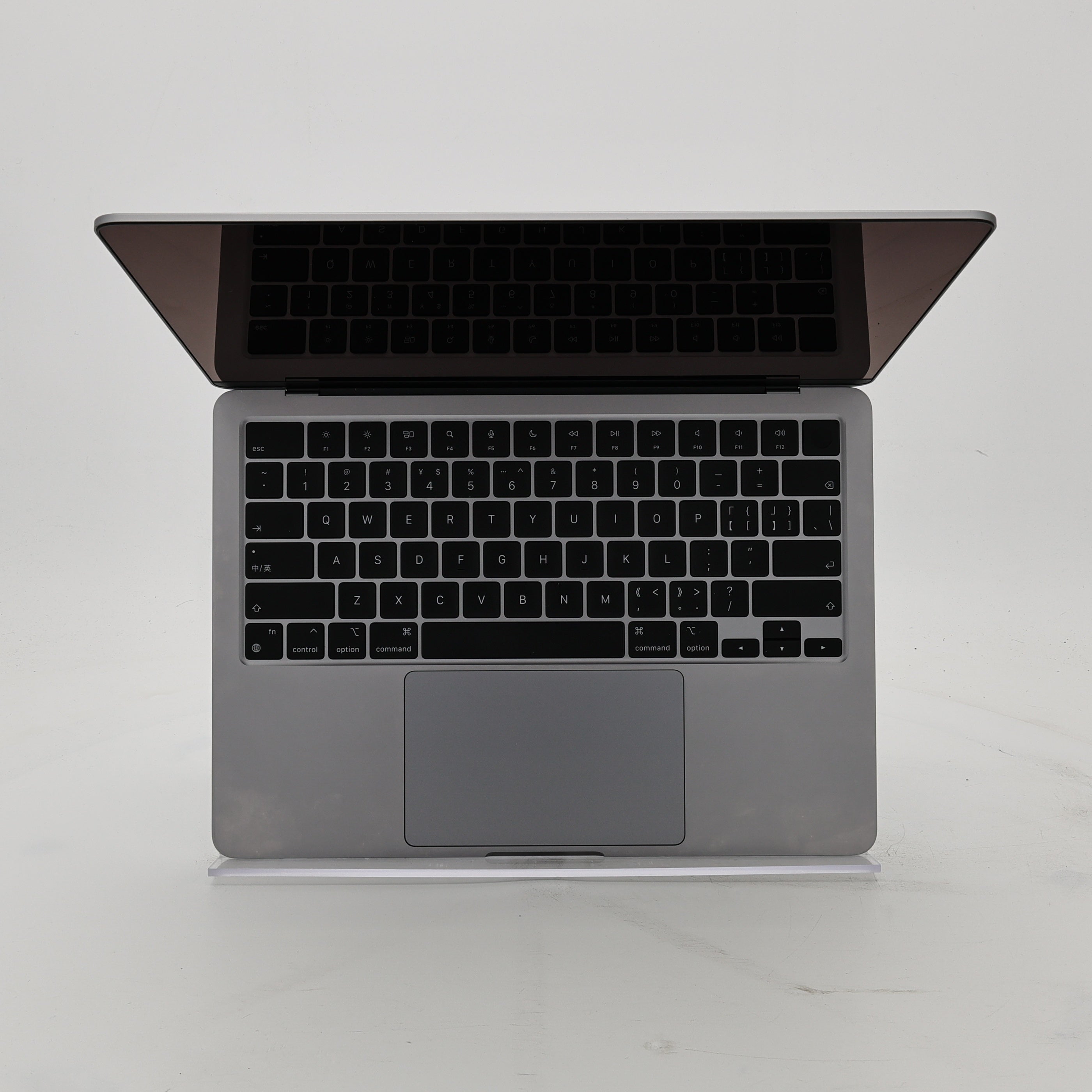 99新 Apple MacBook Air 22年 13寸 M2（8+8核） 8G RAM 256G SSD 深空灰色