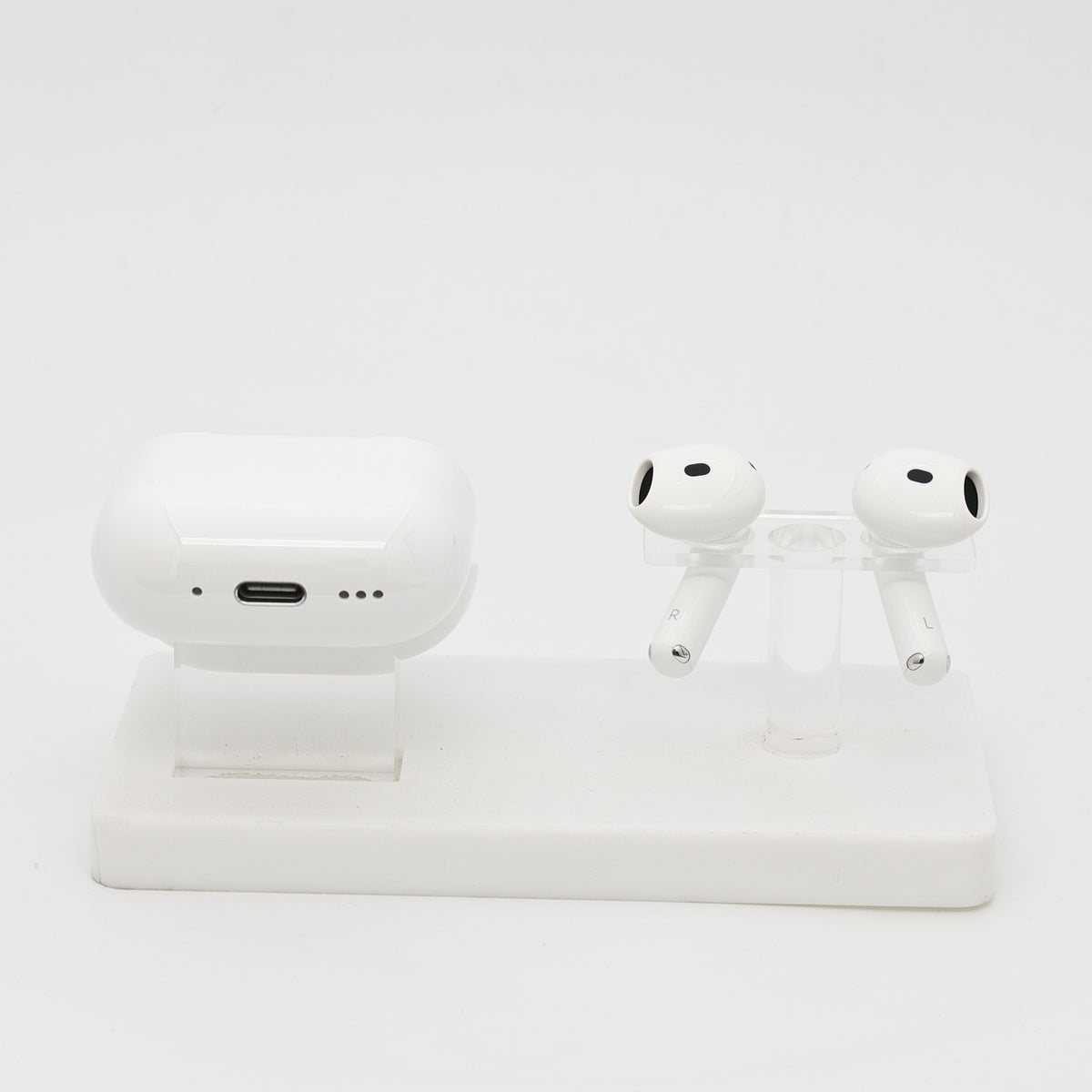 99新 Apple AirPods 4 (支持主動降噪) 白色