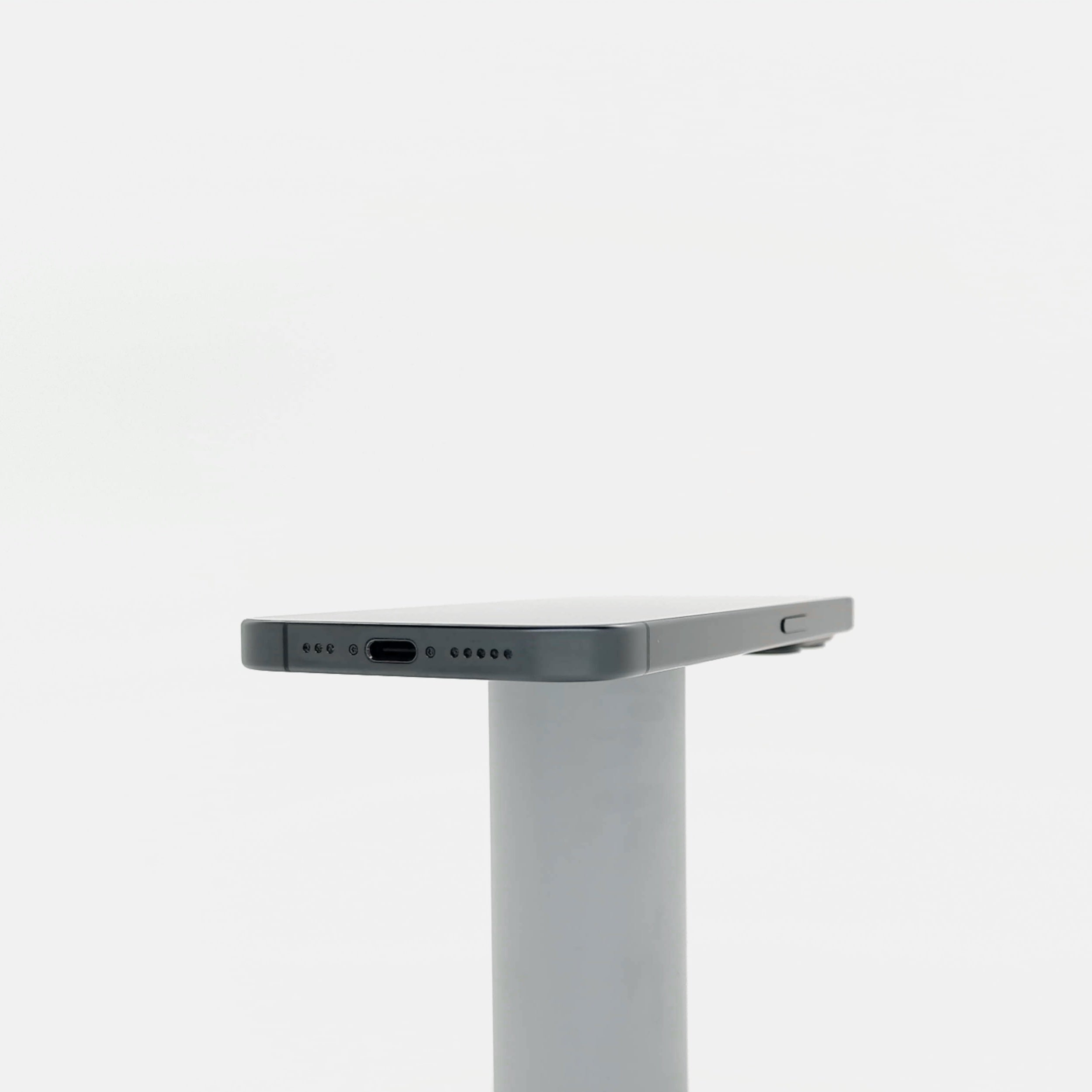 95新 Apple iPhone 15 Pro 128G 黑色鈦金屬 中國大陸版
