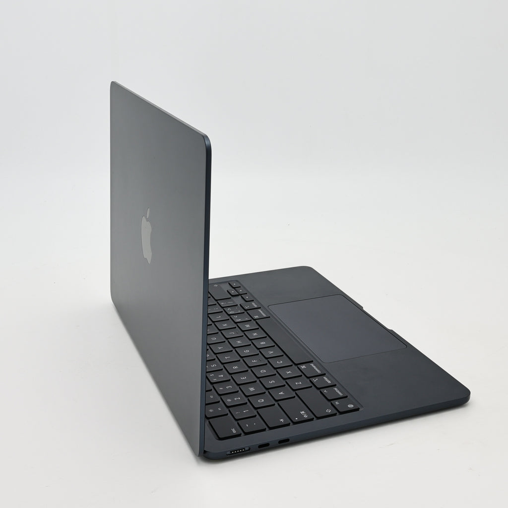 99新 Apple MacBook Air 22年 13寸 M2（8+8核） 8G RAM 256G SSD 午夜色