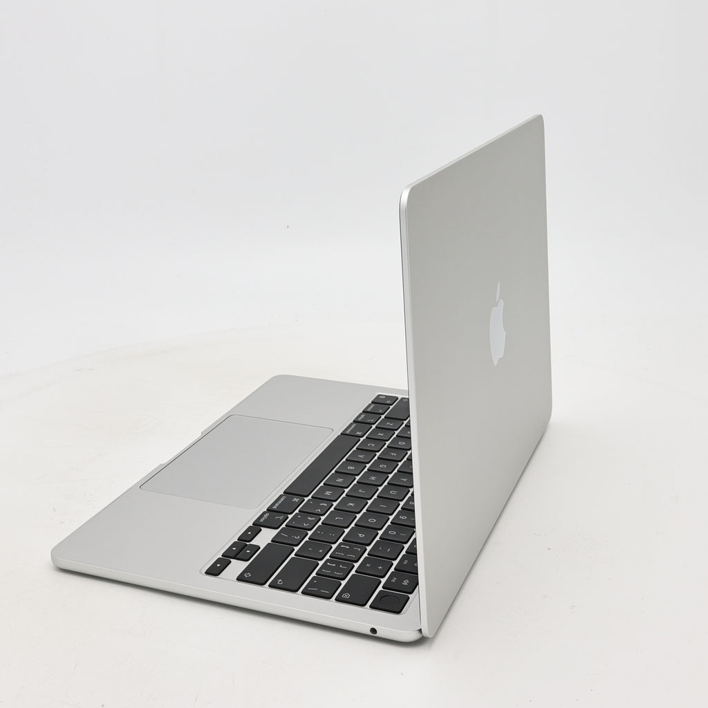 99新 Apple MacBook Air 22年 13寸 M2（8+8核） 8G RAM 256G SSD 銀色
