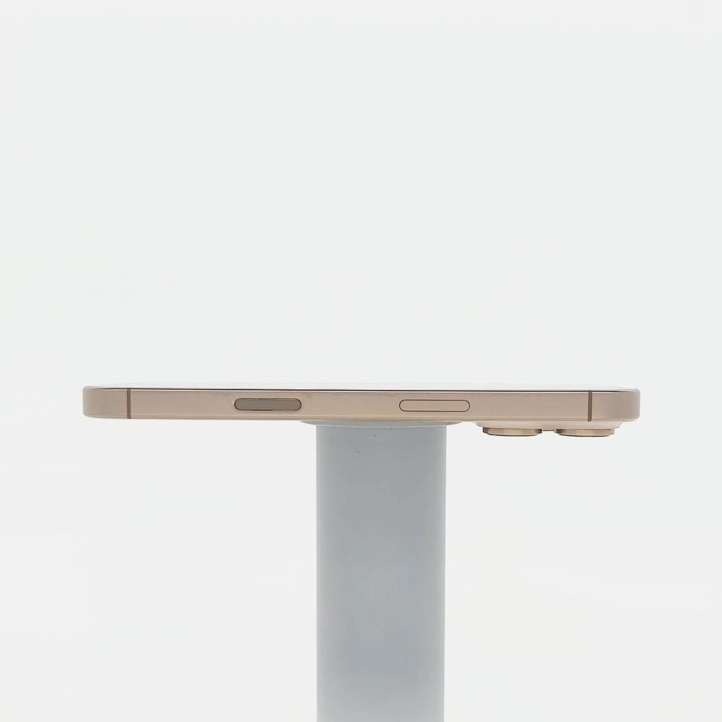 95新 Apple iPhone 16 Pro 256G 沙漠色鈦金屬 中國大陸版