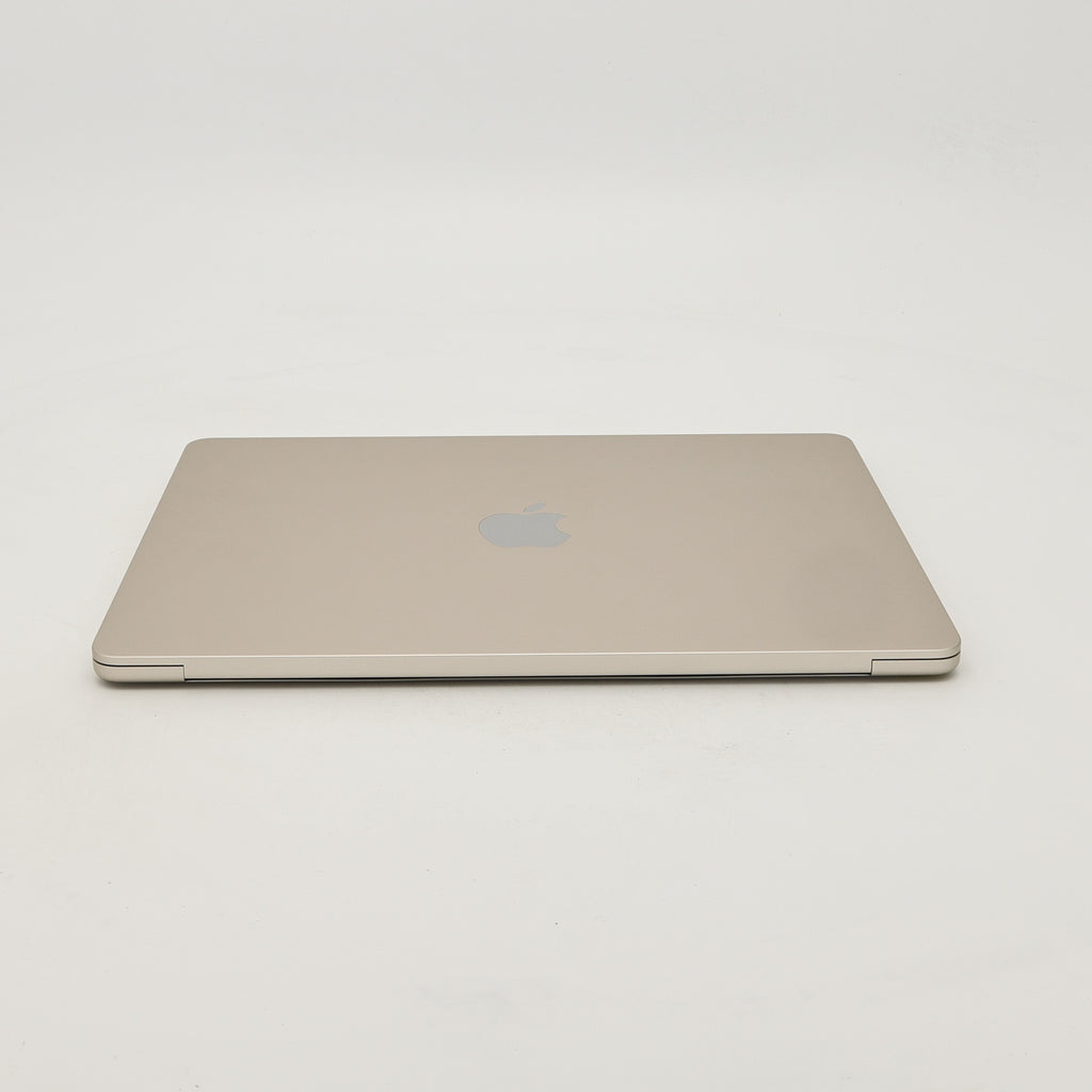 95新 Apple MacBook Air 22年 13寸 M2（8+8核） 8G RAM 256G SSD 星光色