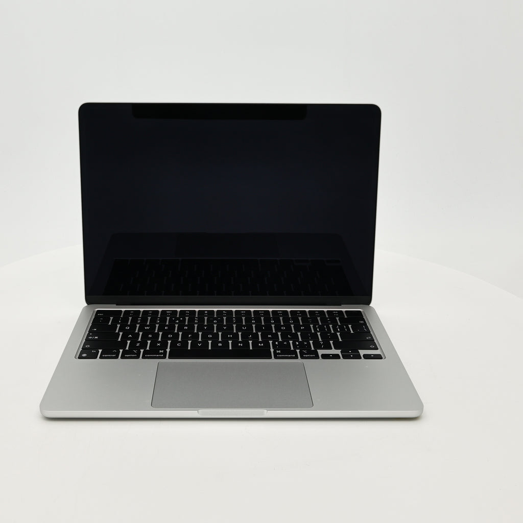 95新 Apple MacBook Air 24年 13寸 M3（8+8核） 8G RAM 256G SSD 銀色
