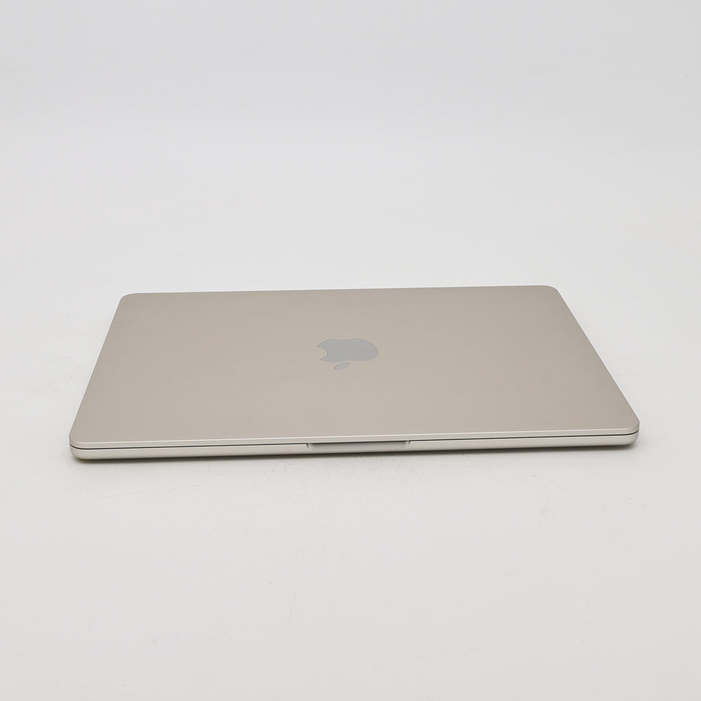 99新 Apple MacBook Air 22年 13寸 M2（8+8核） 8G RAM 256G SSD 星光色